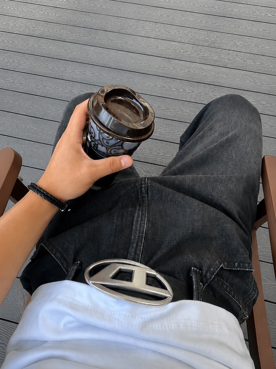 Diesel Dx1247040 Black Leather Stackable Bracelet Black, Diesel B-1DR Leather Belt with D Buckle Black 착용 스타일
