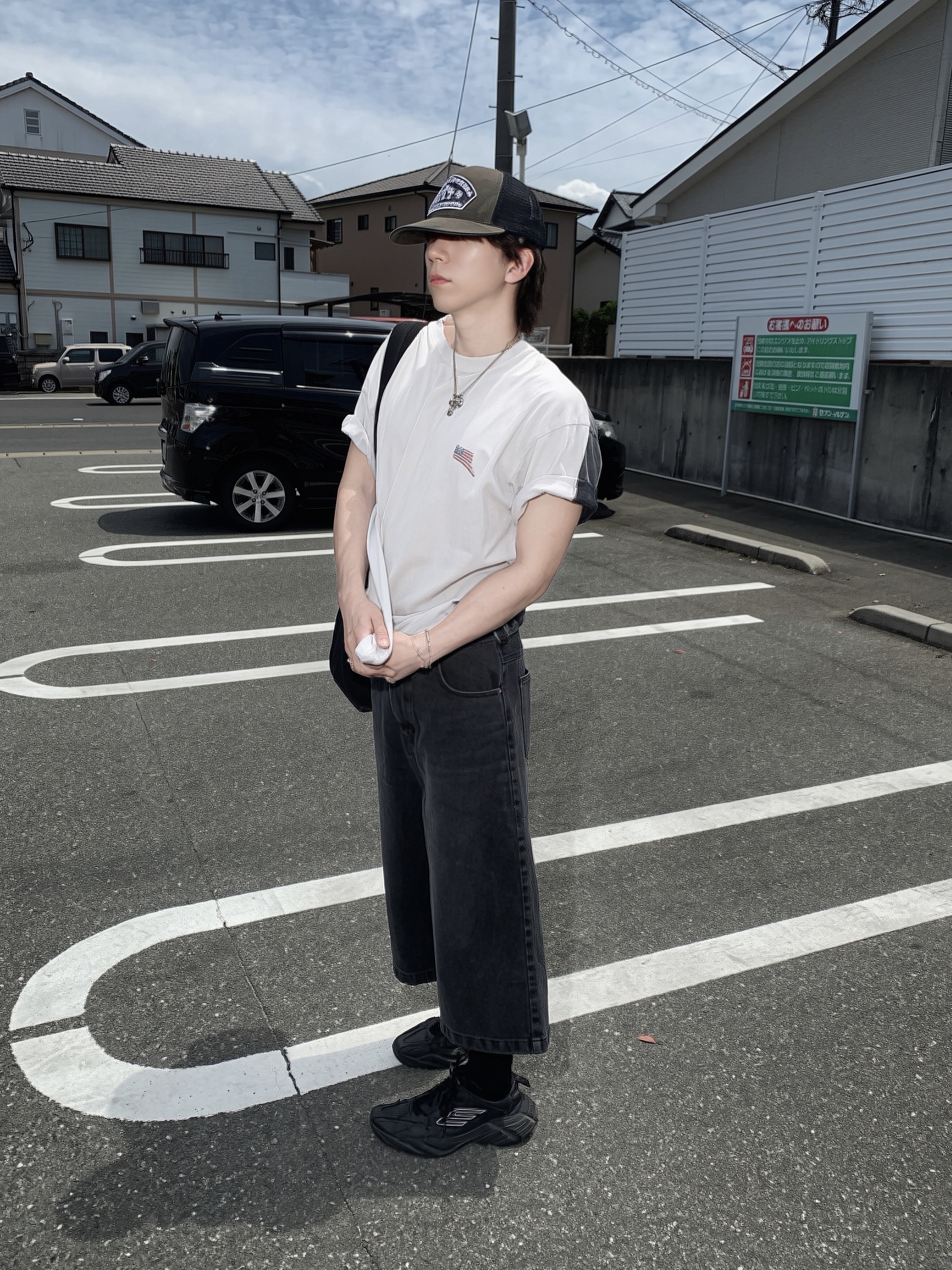 Chrome Hearts King Taco Mesh Trucker Hat Camo, Balenciaga Monday Shoe Black 착용 스타일 - 3