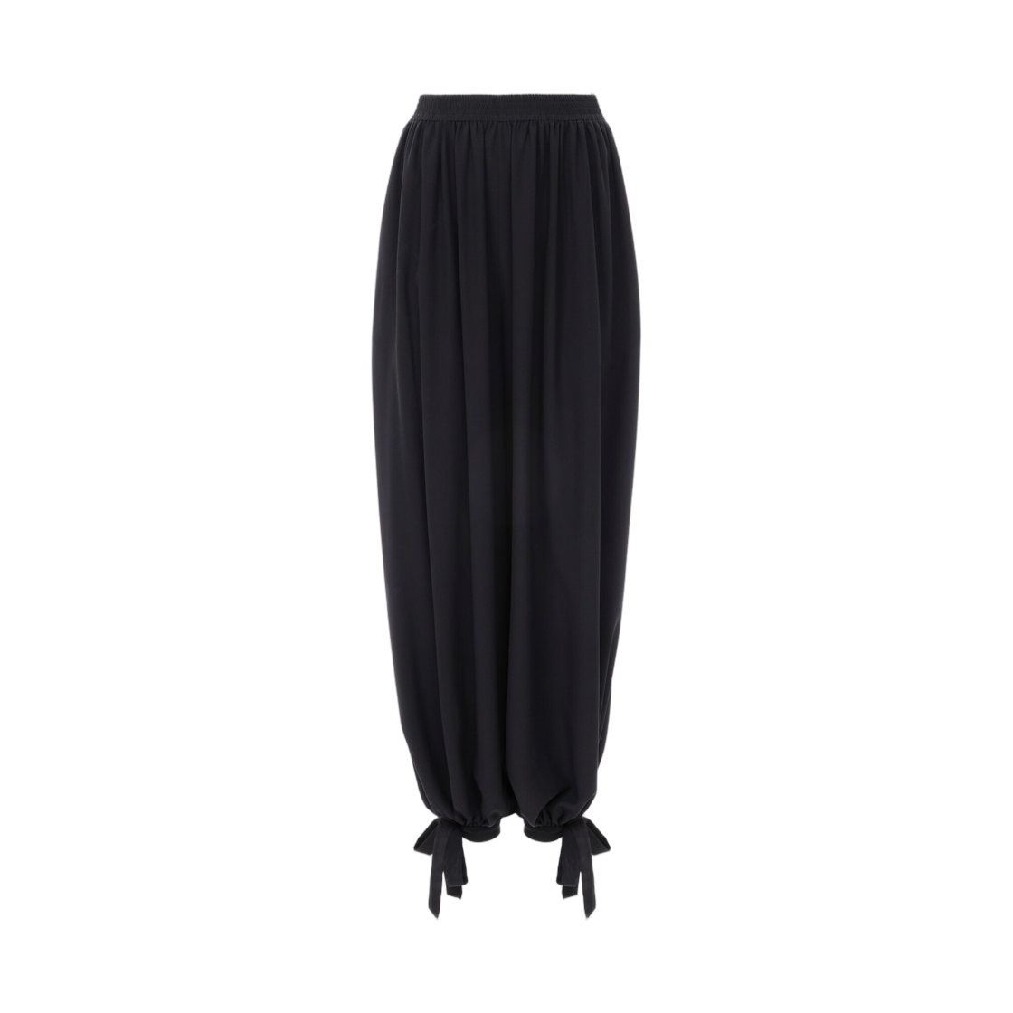 (W) 끌로에 플루이드 플리츠 팬츠 크레이프 드 신 블랙((W) Chloe Fluid Pleated Pants in Crepe De Chine Black)