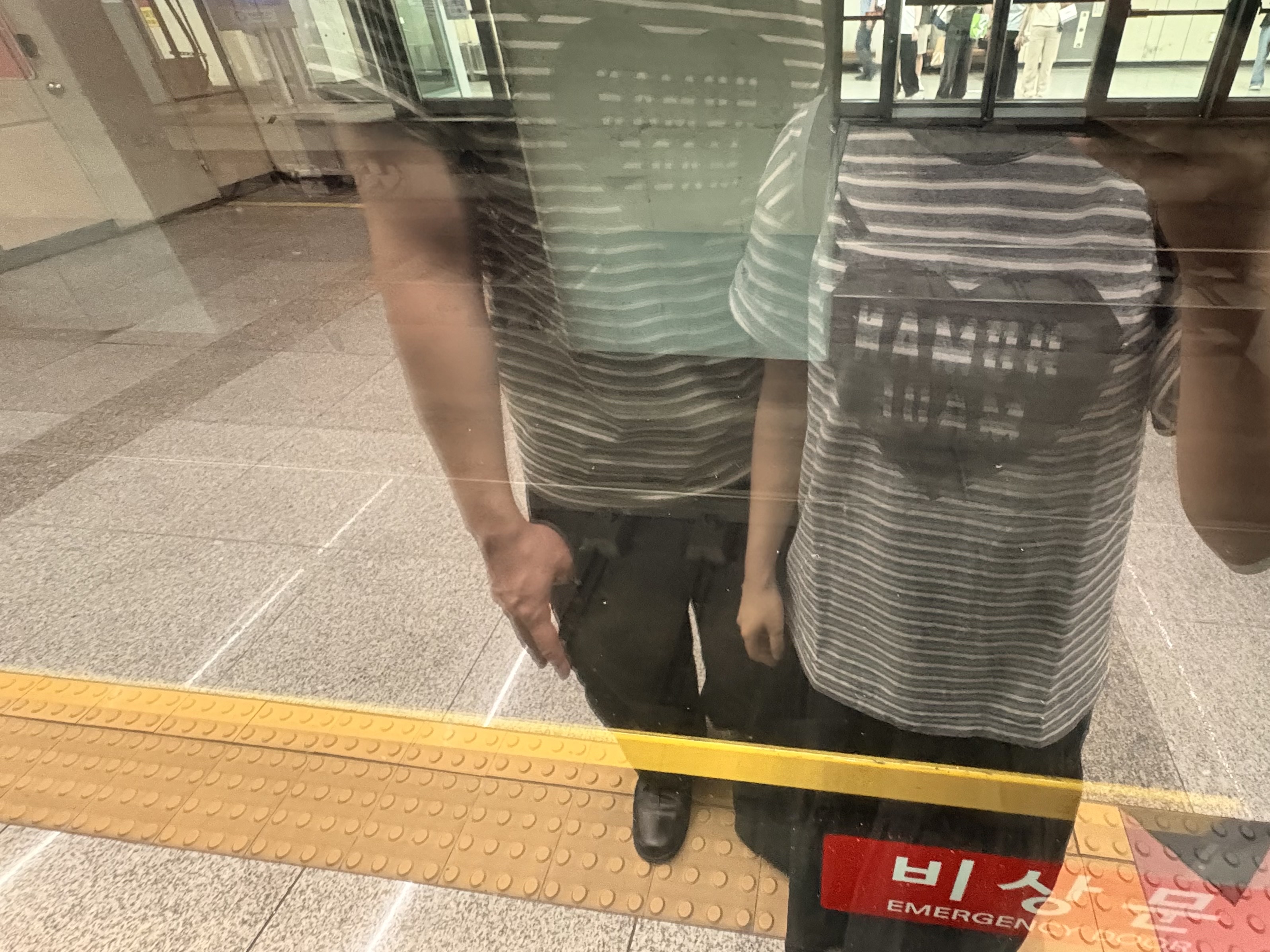 Human Made Heart Striped T-Shirt Gray, Human Made Heart Striped T-Shirt Olive Drab 착용 스타일 - 2