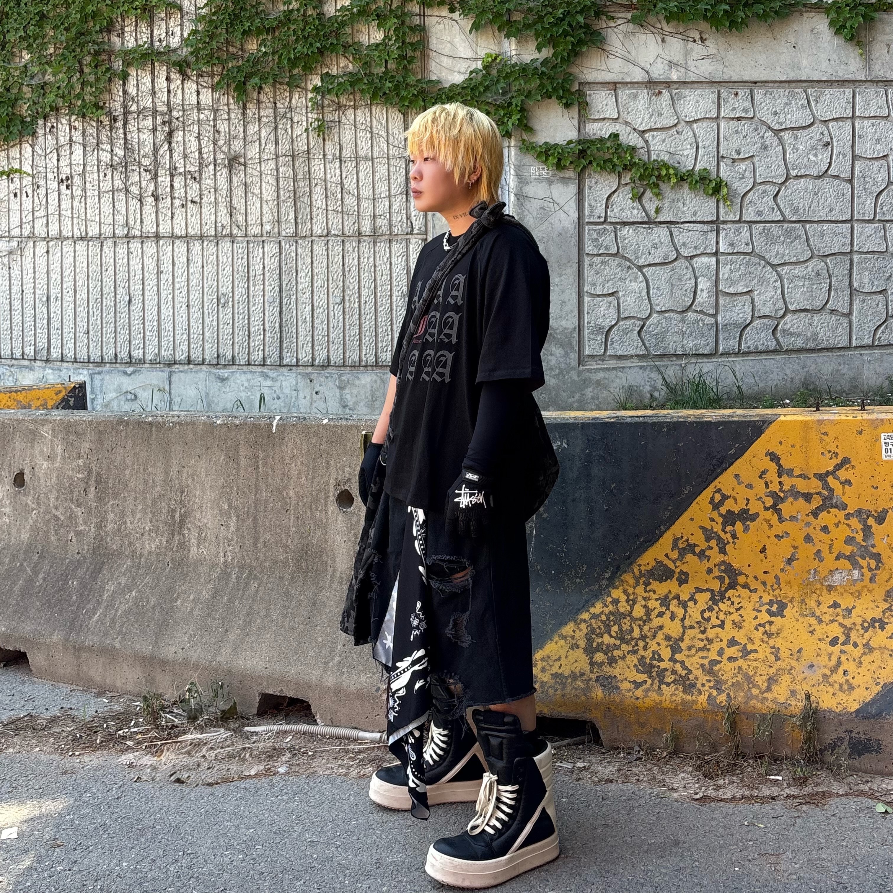 Rick Owens Mega Bumper Geobasket Black Milk, Stussy Mechanix Gloves Black 착용 스타일 - 2