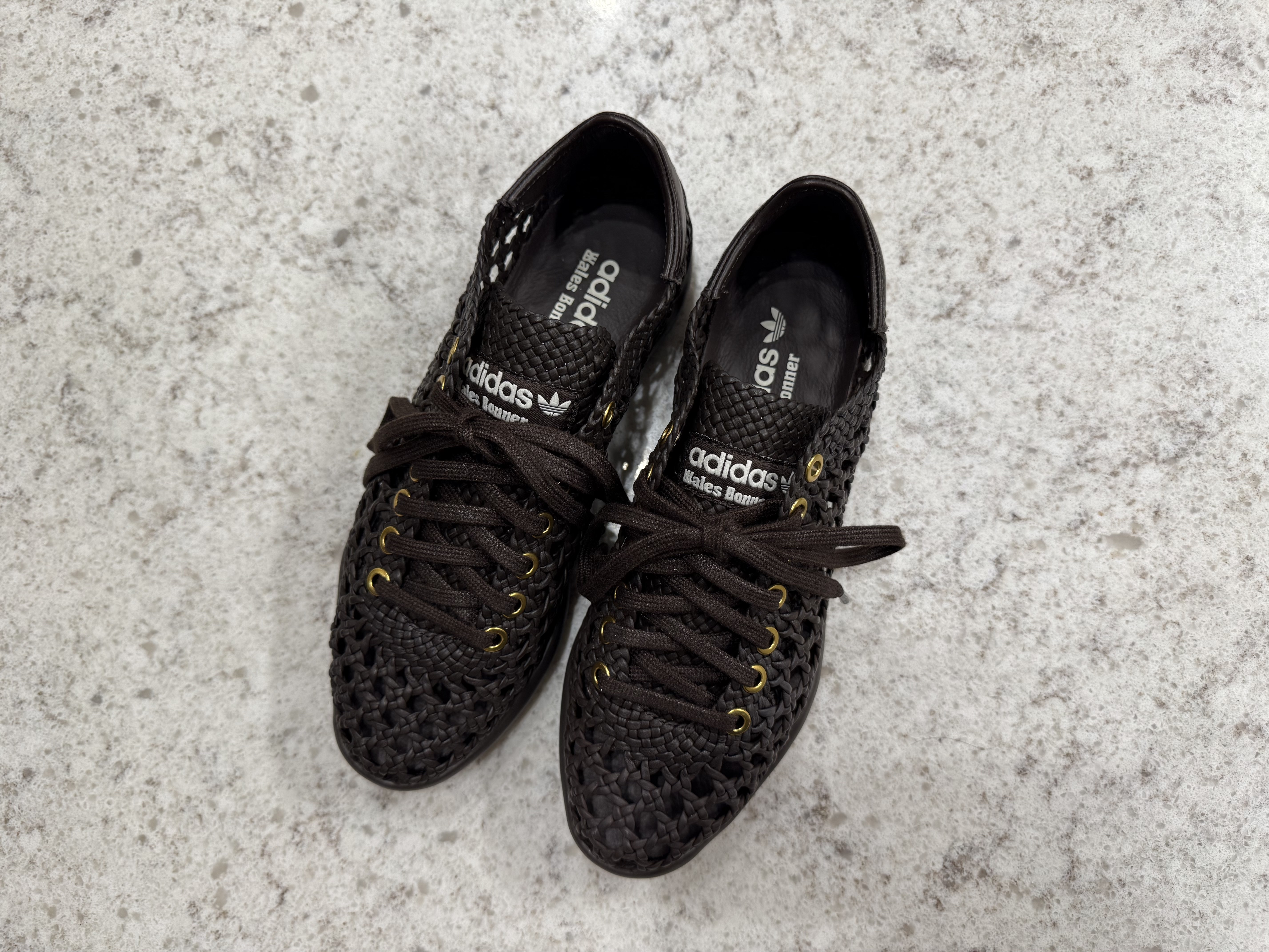 Adidas x Wales Bonner Karintha Basketry Dark Brown Dark Brown 착용 스타일 - 4
