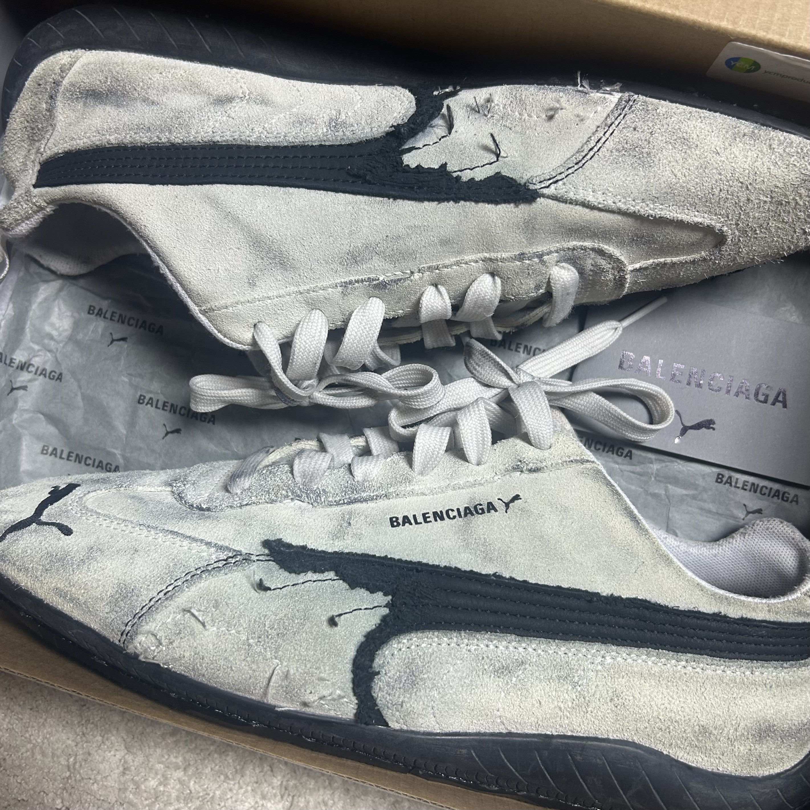 Balenciaga x Puma Speedcat Suede White Black 착용 스타일