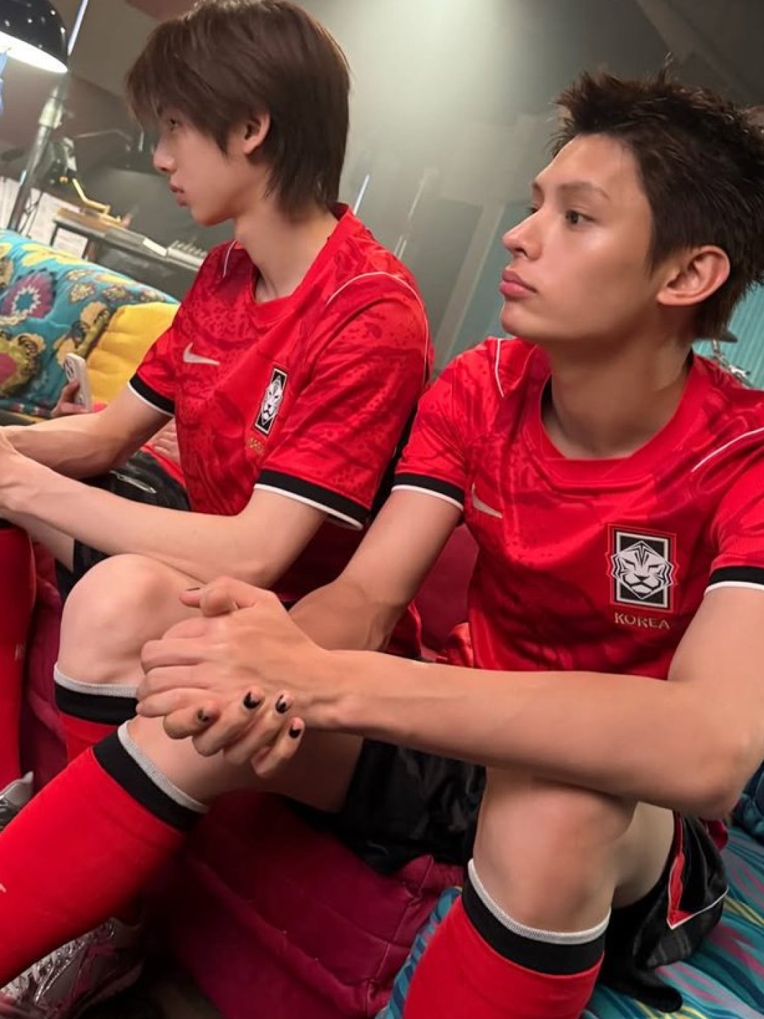 Nike Korea 2026 Stadium Home Dri-Fit Soccer Replica Jersey Global Red Black (Non Marking Ver.), Nike Korea 2023/24 Dri-Fit Stadium Home Replica Jersey Black Global Red - Asia (Non Marking Ver.) 착용 스타일 - 5