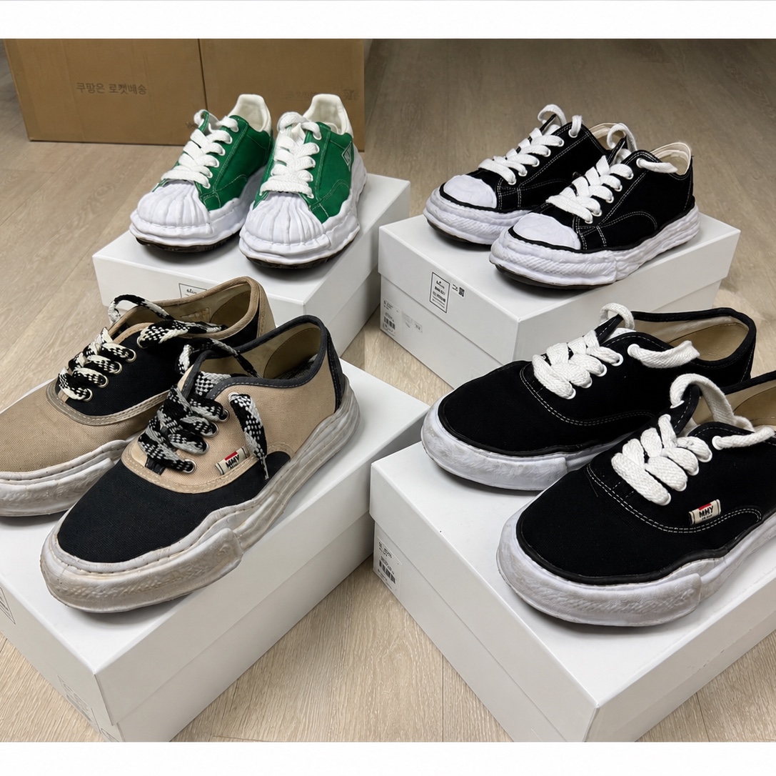 Maison Mihara Yasuhiro Blakey OG Sole Canvas Low-top Sneakers CL Green, Maison Mihara Yasuhiro Peterson23 OG Sole Canvas Low-top Sneakers Black ์ฐฉ์ฉ ์คํ์ผ