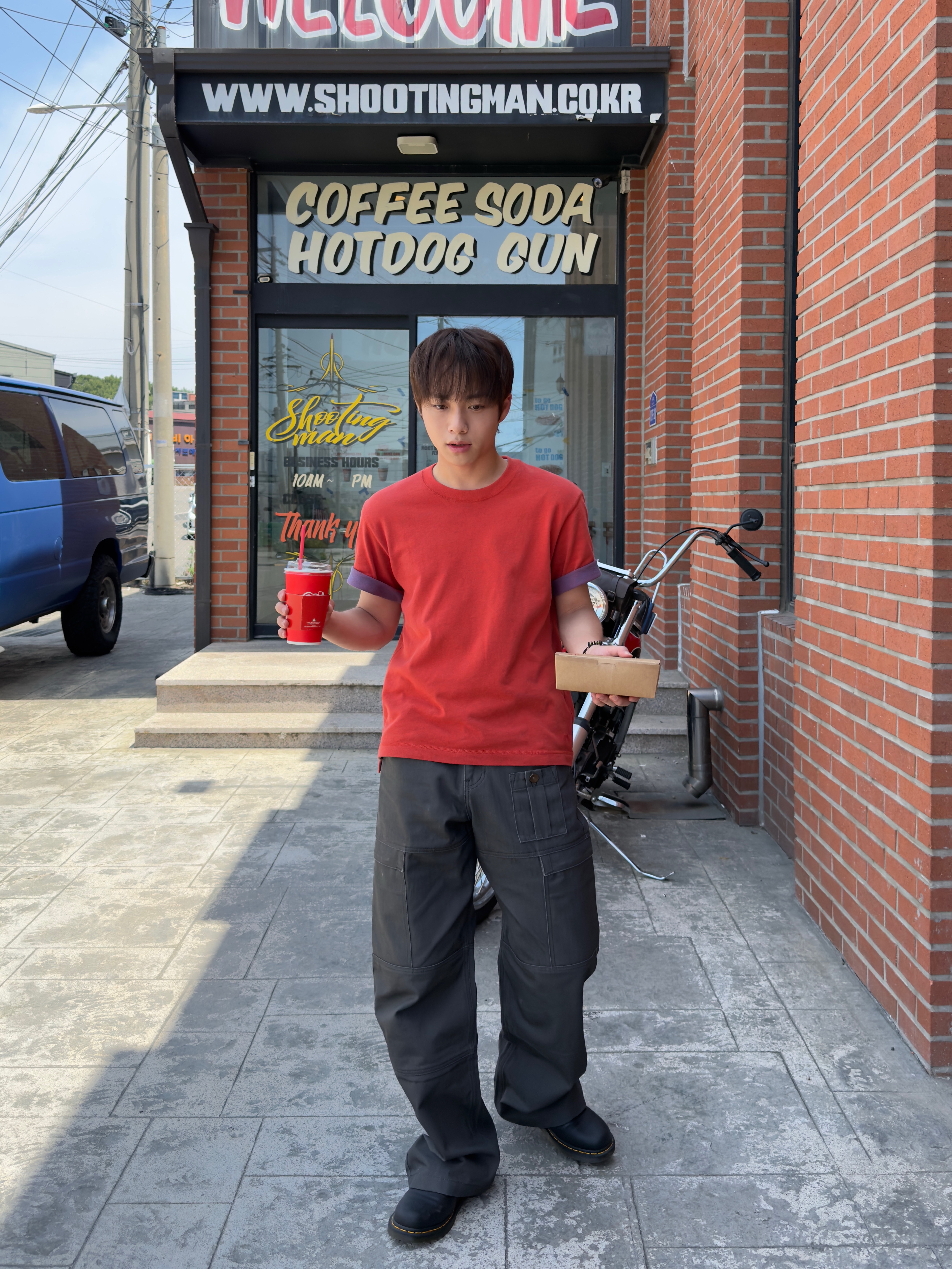 CHOWOO 4 Panel Cargo Pockets Herringbone Twill Pants Gray 착용 스타일 - 1