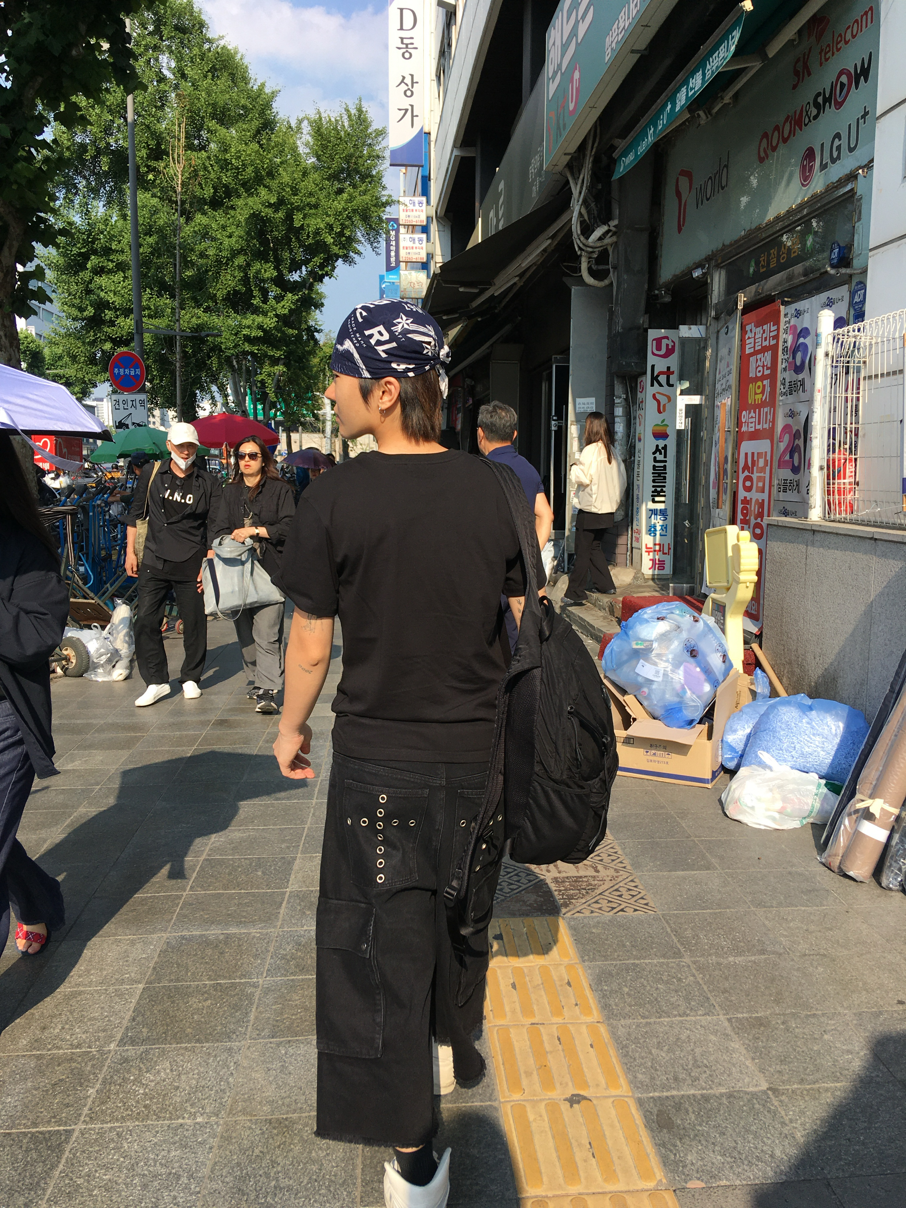C.P. Company Nylon B Lens Backpack Black - 25FW, Adidas Rivalry High Consortium Chalk White 착용 스타일 - 1
