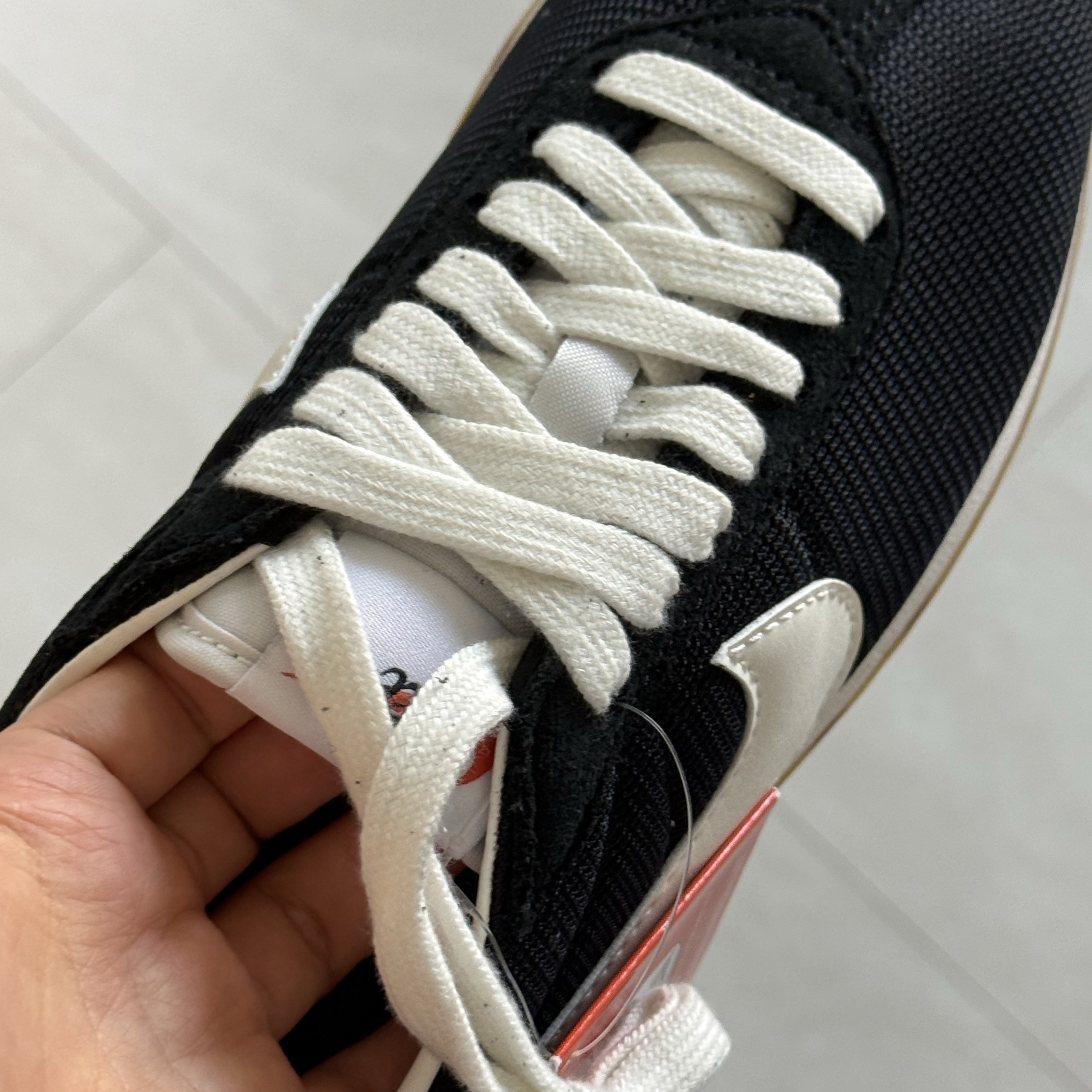 (W) Nike LD-1000 Black Safety Orange 착용 스타일 - 5