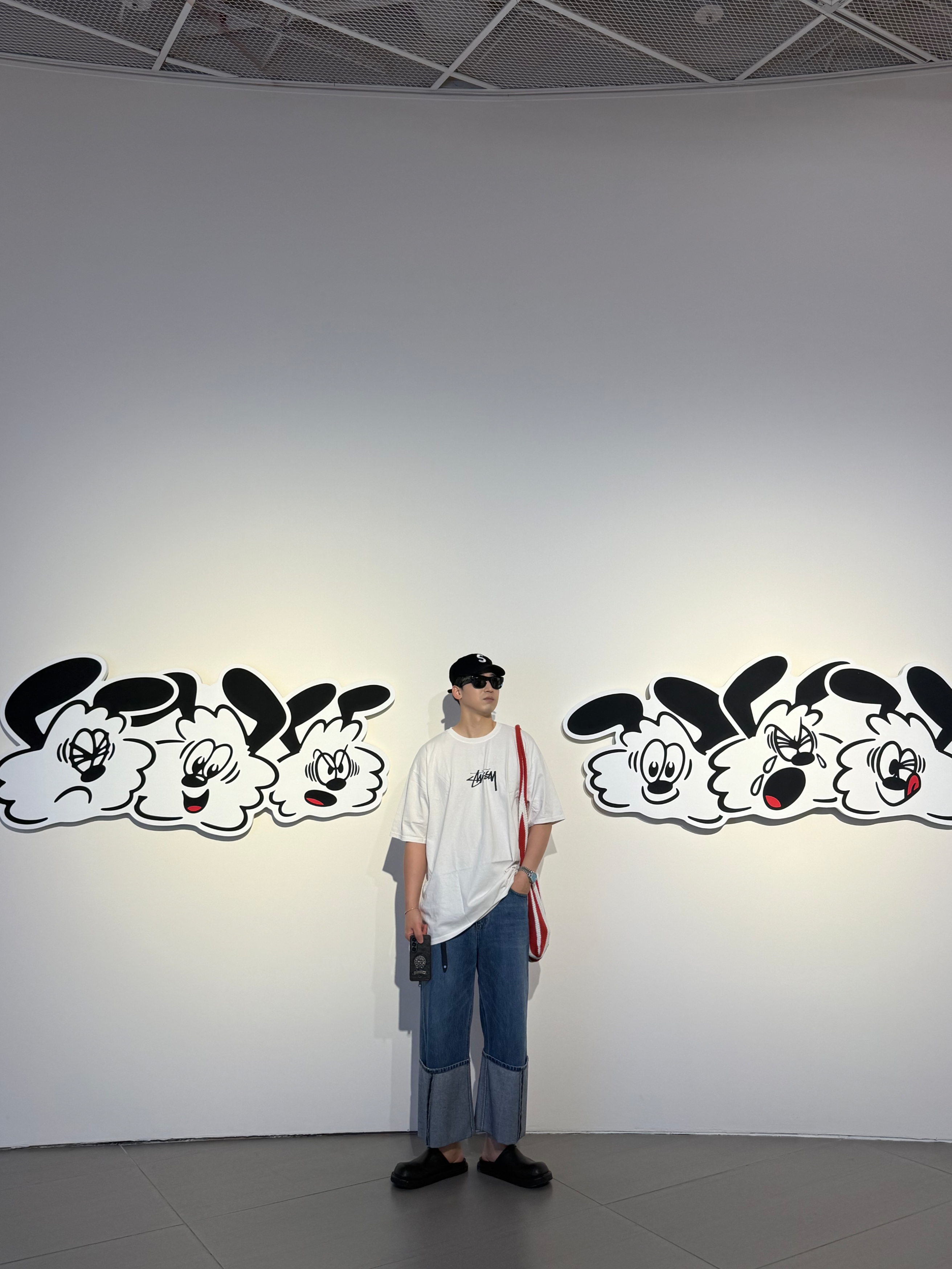Stussy Small Stock T-Shirt Pigment Dyed Natural, Supreme Corduroy S Logo 6-Panel Black - 23FW 착용 스타일 - 5