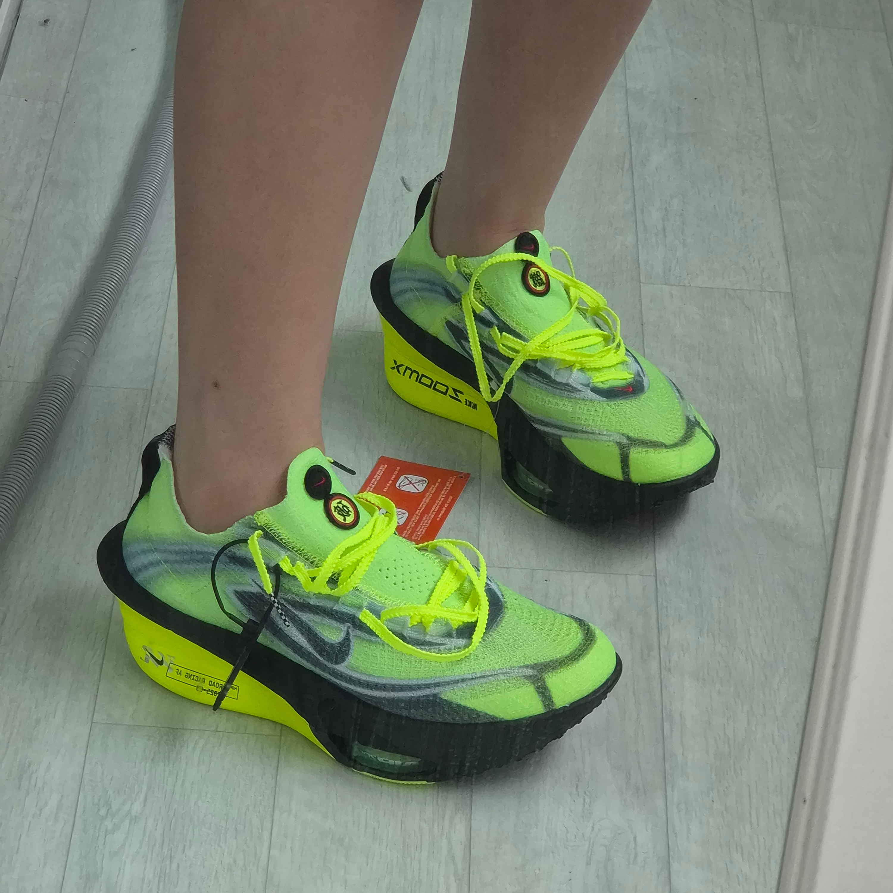 Nike Air Zoom Alphafly Next% 3 Multicolor Volt 착용 스타일 - 1