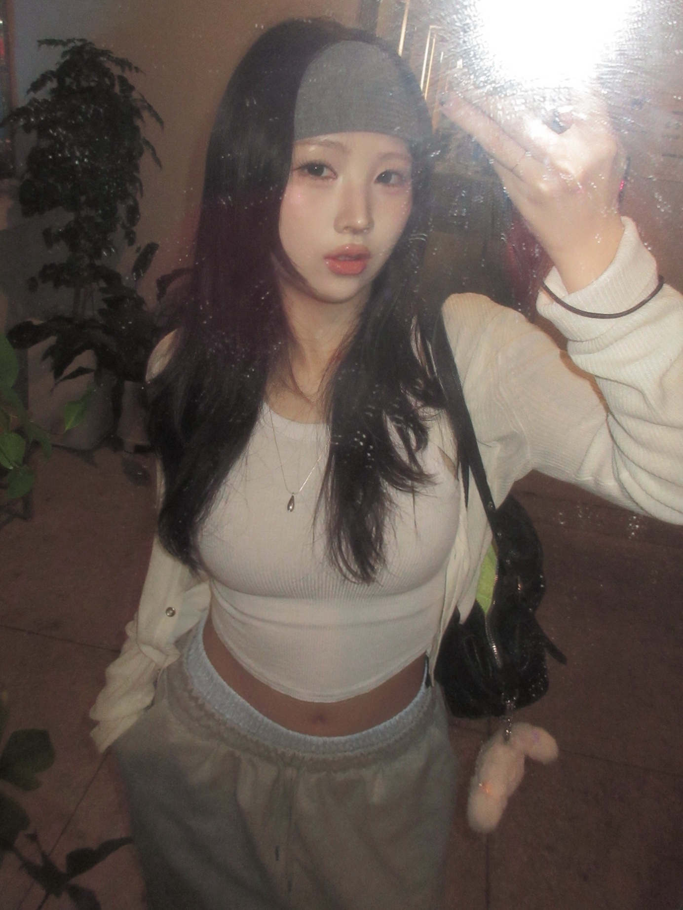 SLEEKGLOW Love Emoji Check Layered Sweatpants Gray 착용 스타일 - 2