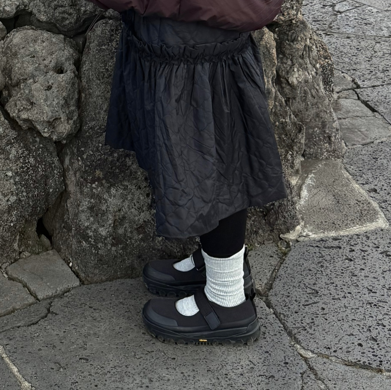 Amomento Vibram Mary Jane Black - 26SS 착용 스타일