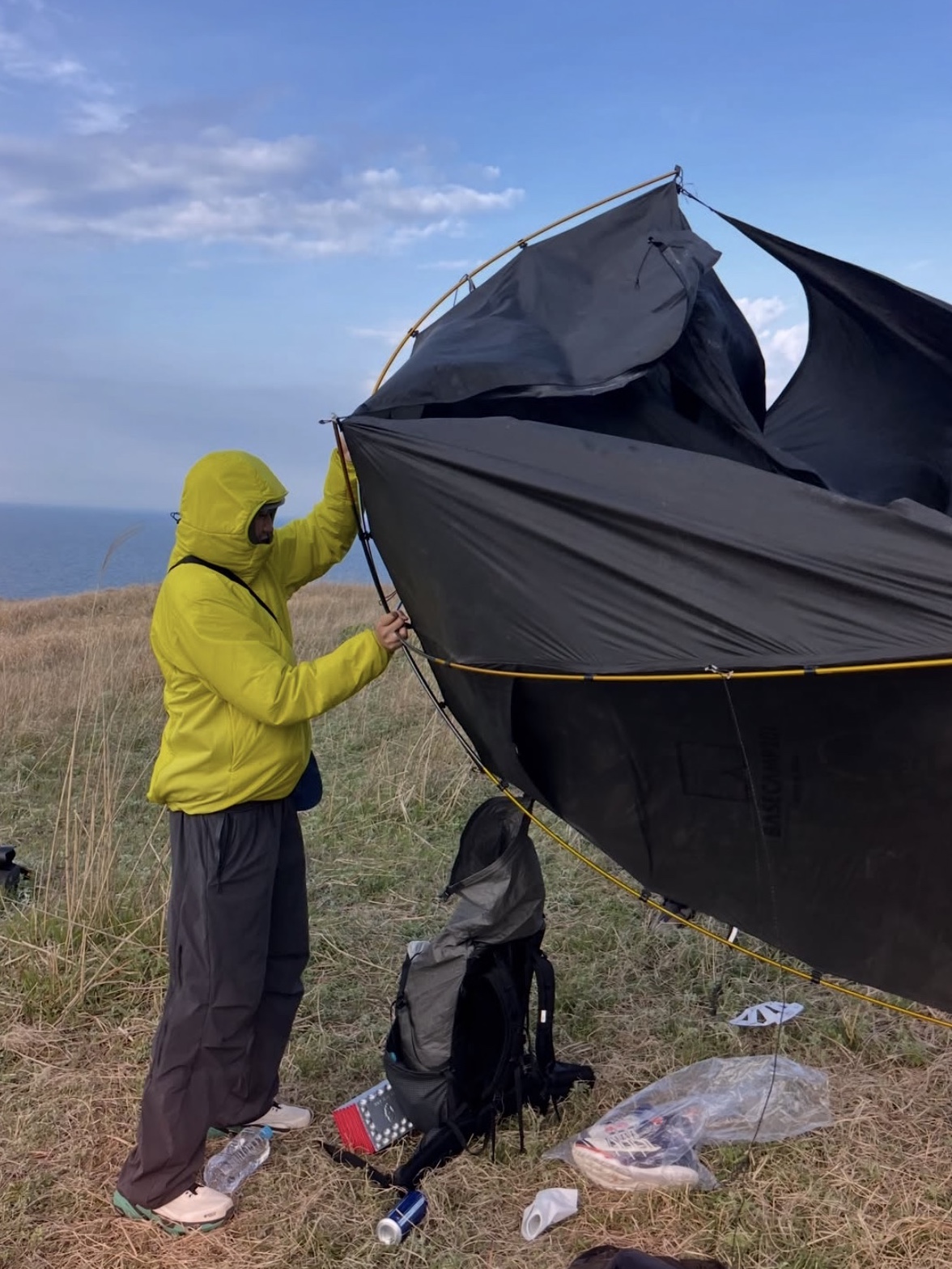 Arc'teryx Atom Hoody Lampyre 착용 스타일