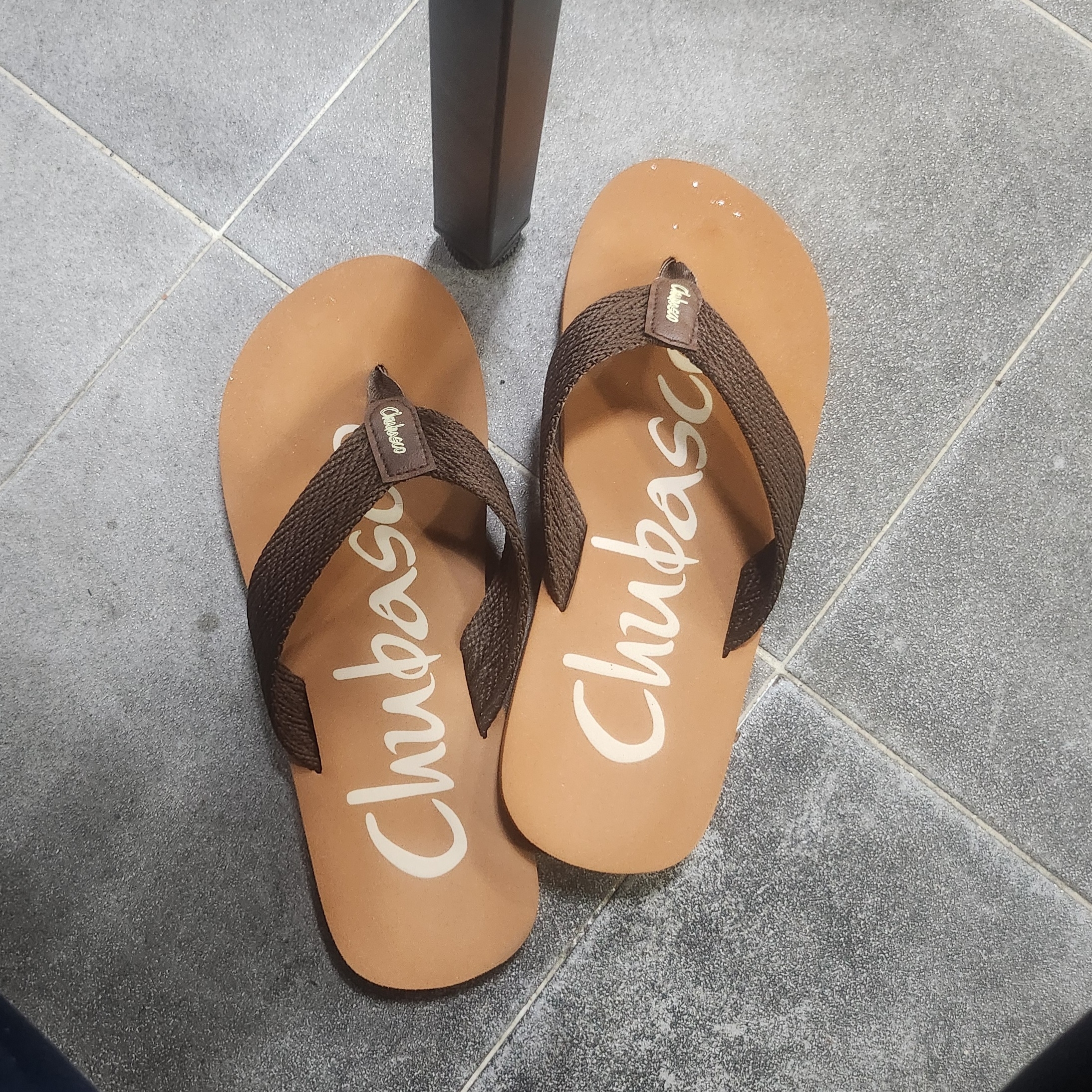 Chubasco Concha Brown 착용 스타일