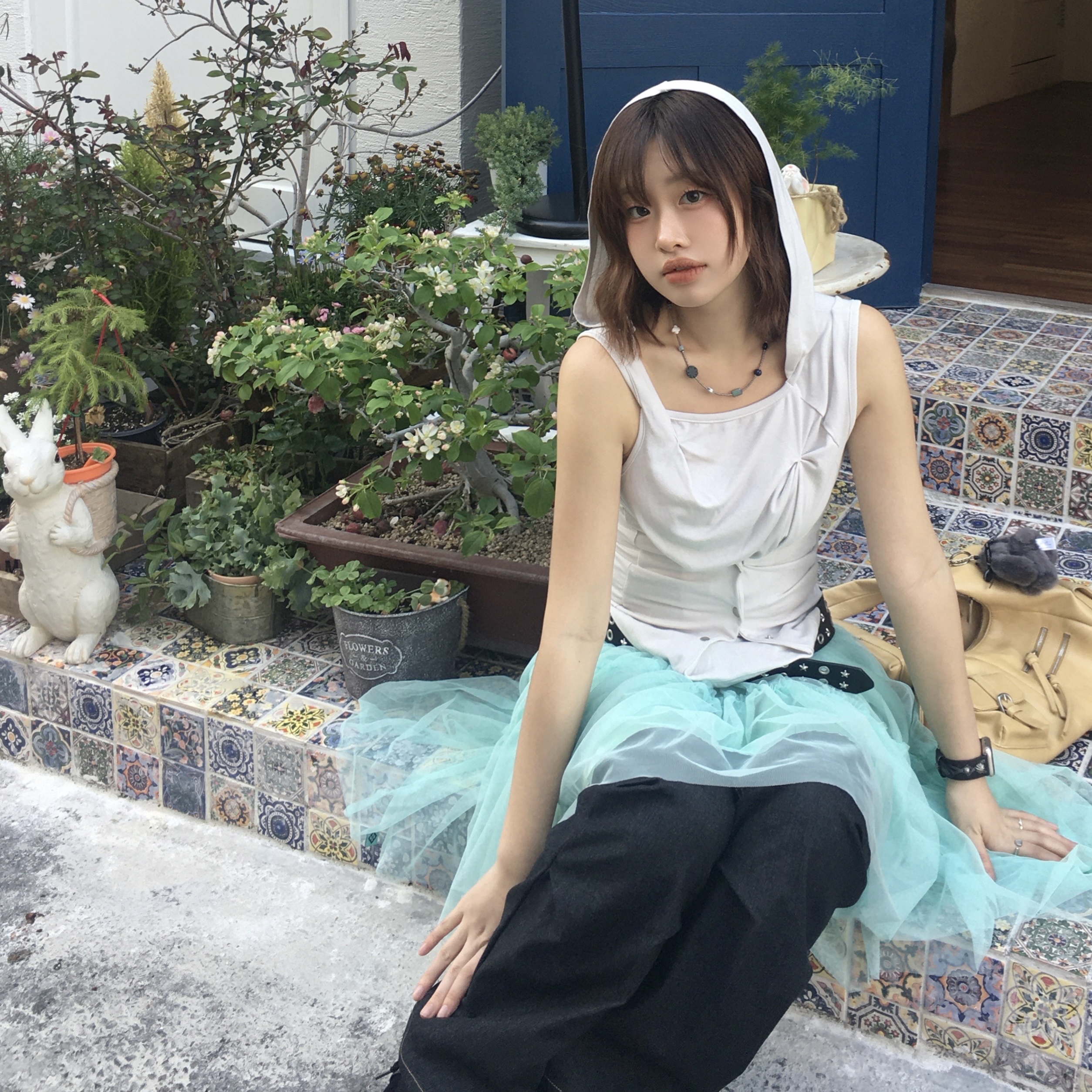 Riomeu Smoke Blue Milky Way Necklace 착용 스타일 - 1