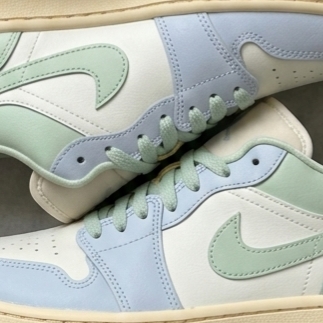 (W) Jordan 1 Low Sail Aura 착용 스타일
