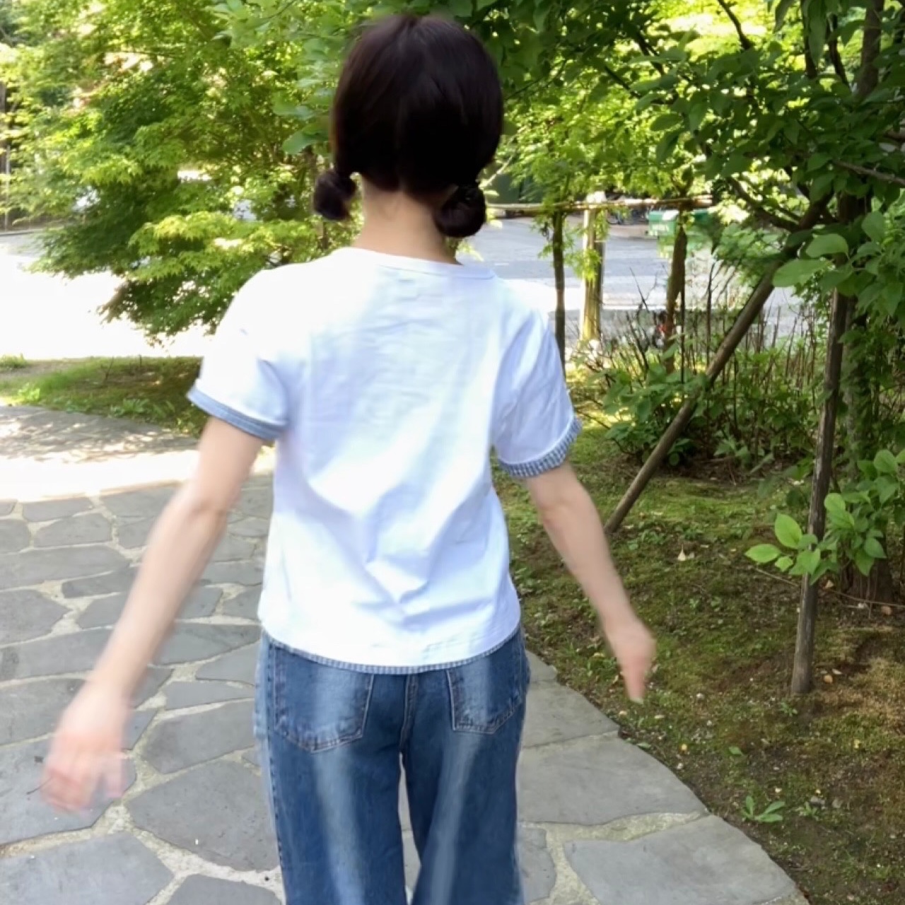 SLOW RECORD HOUSE Layered Check Roll-Up T-Shirt White 착용 스타일 - 2