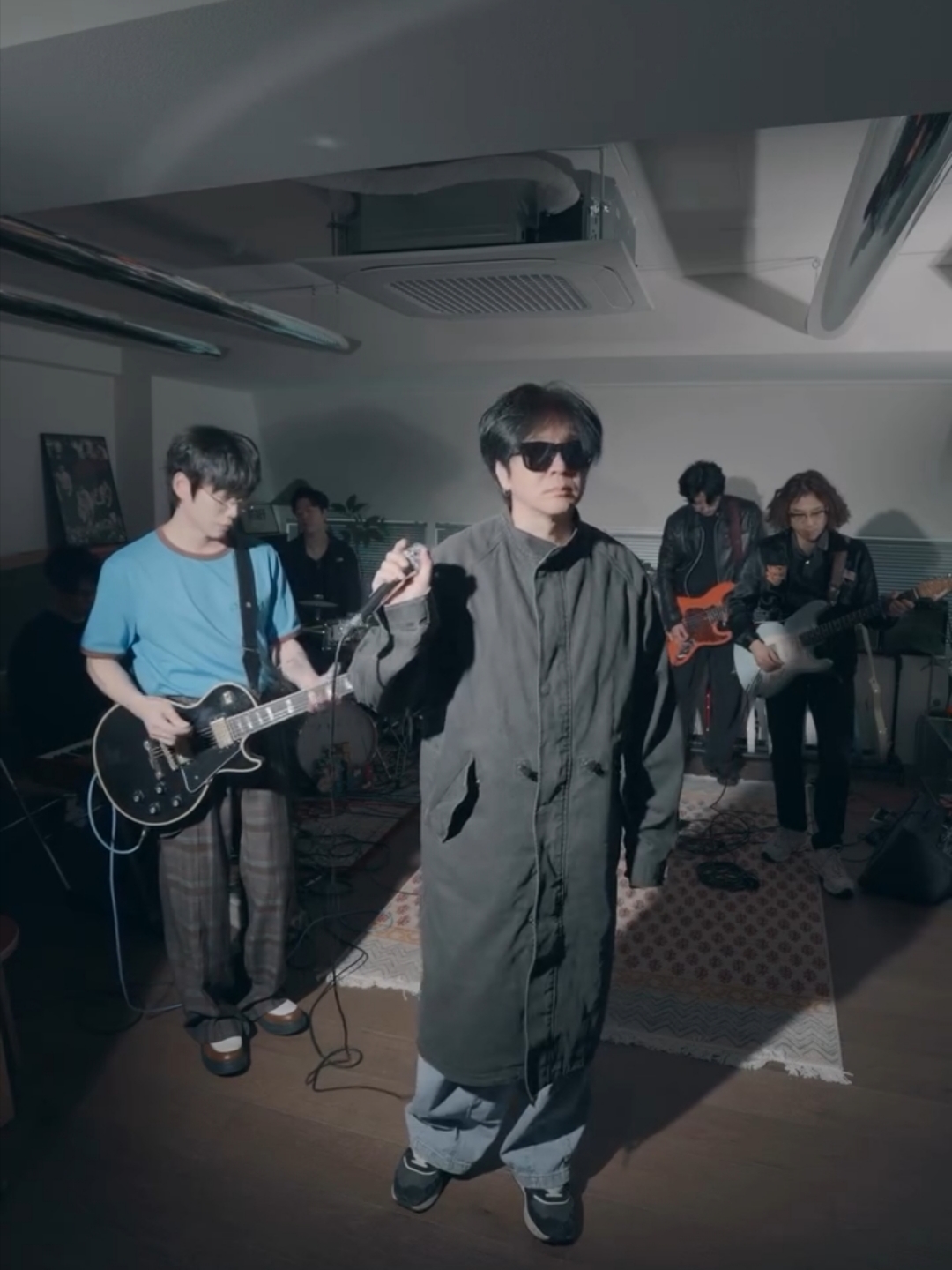 ofcoursewhynot Soul Mate Ct T-Shirt Blue 착용 스타일