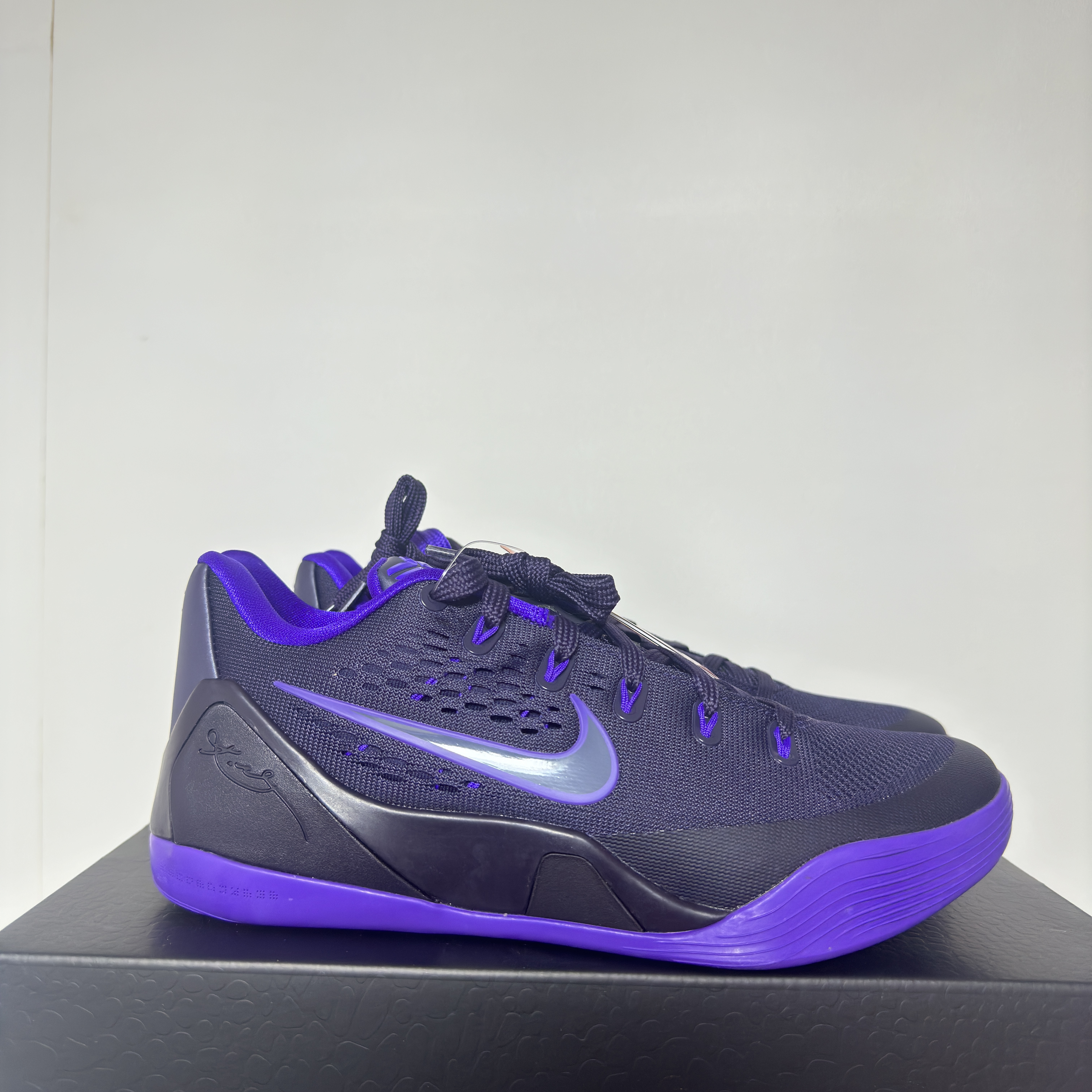 Nike Kobe 9 Elite Low EM Protro Purple Dynasty Fierce Purple 착용 스타일