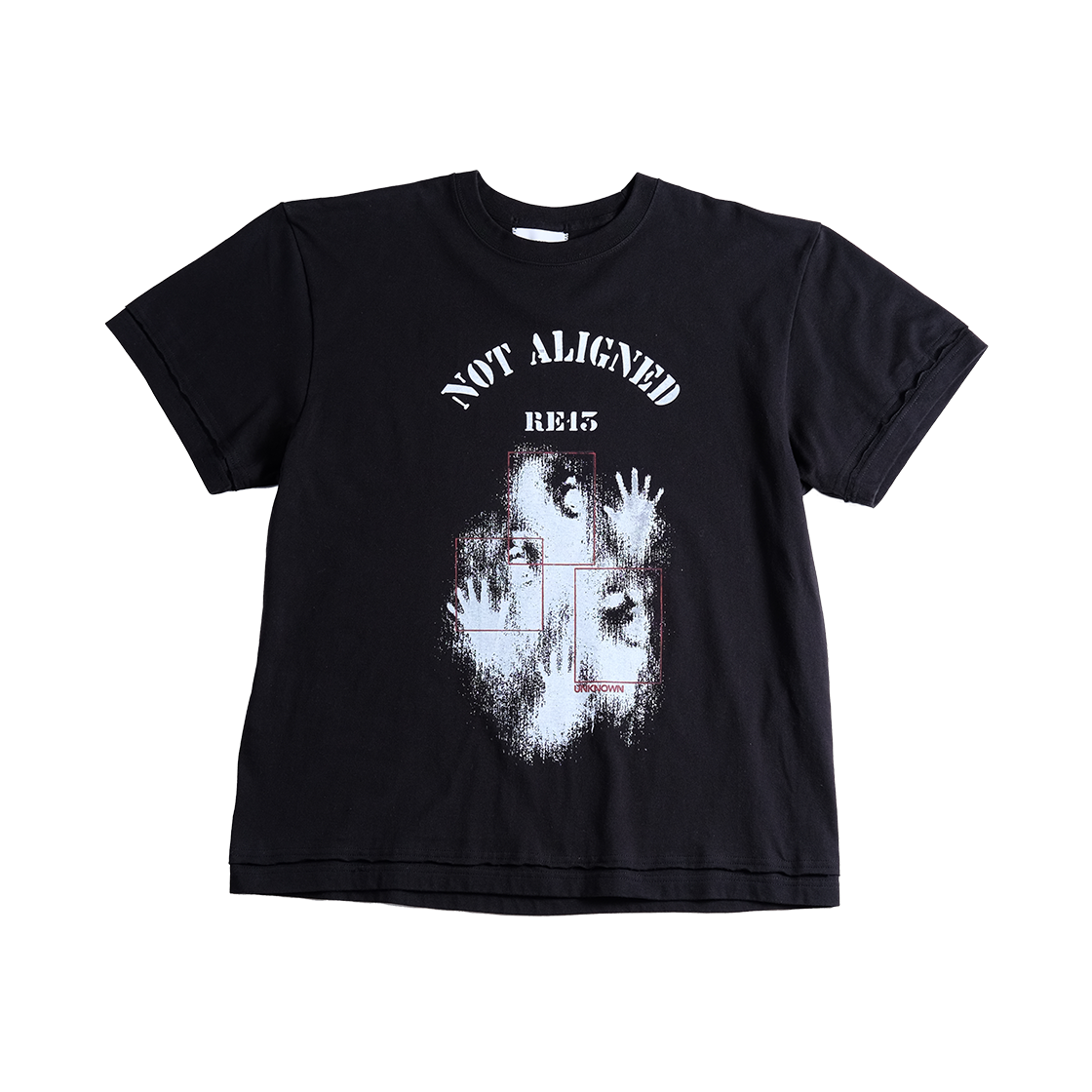 레저렉션13 낫 얼라인드 그래픽 반팔 티셔츠 블랙(Resurrection13 Not Aligned Graphic T-Shirt Black)
