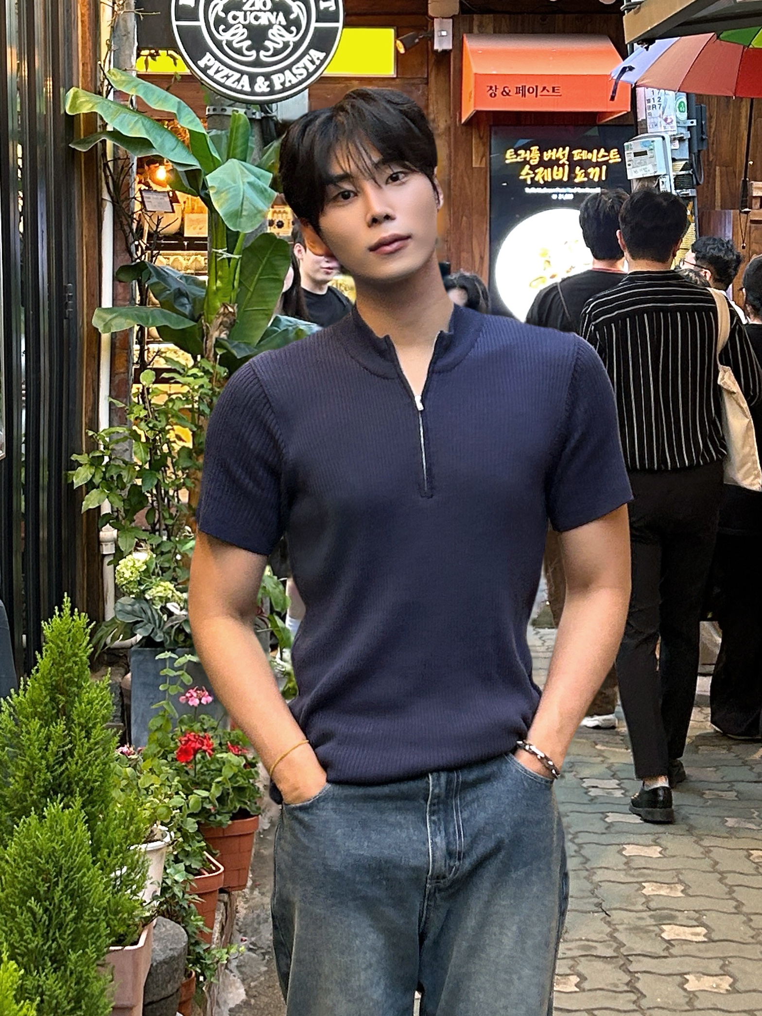 PHOS333 M Slim Fit Half Zip Knit Navy 착용 스타일 - 4
