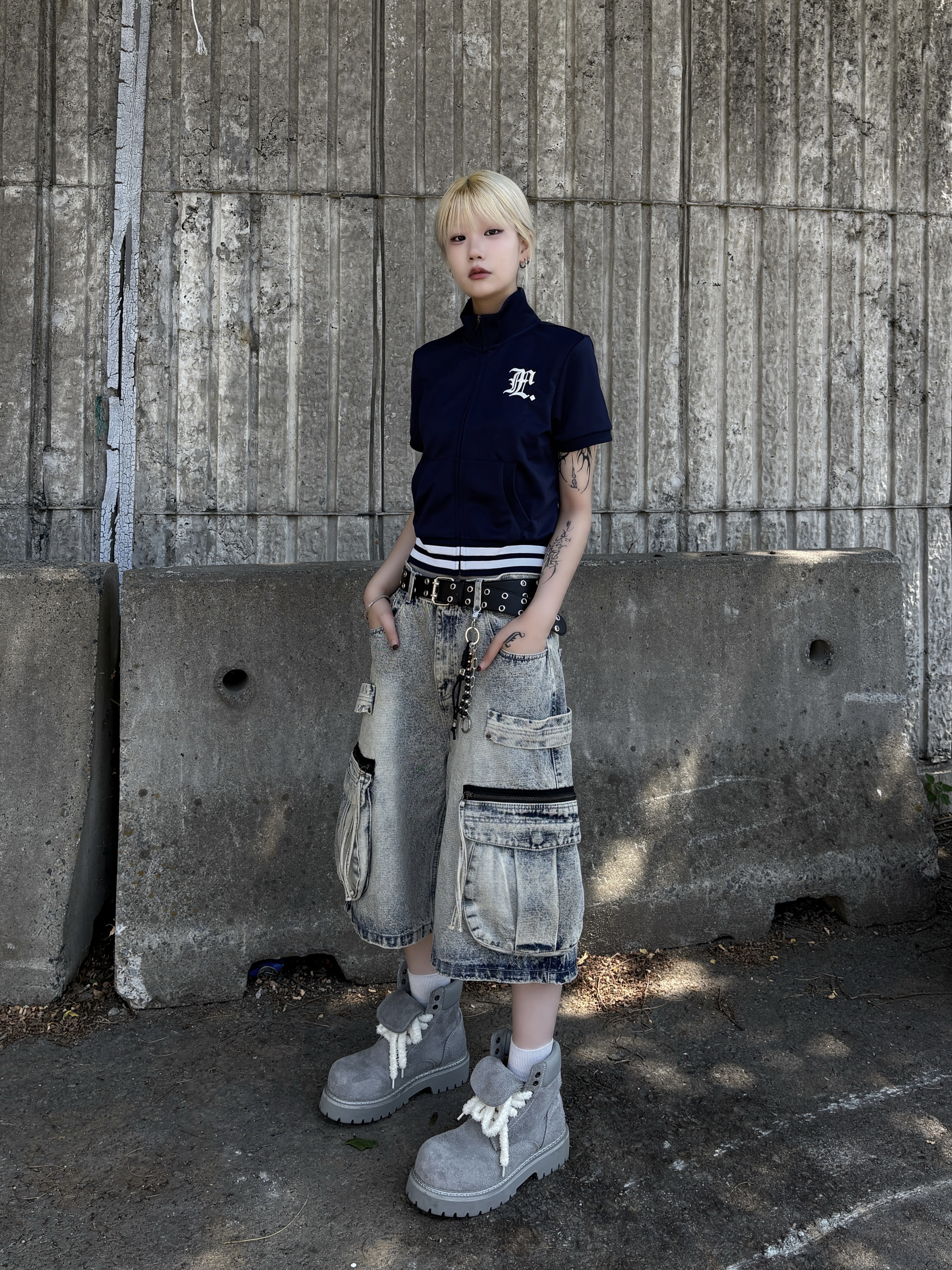 LOSTGARDEN x Grailz Route Slate Grey 착용 스타일 - 3