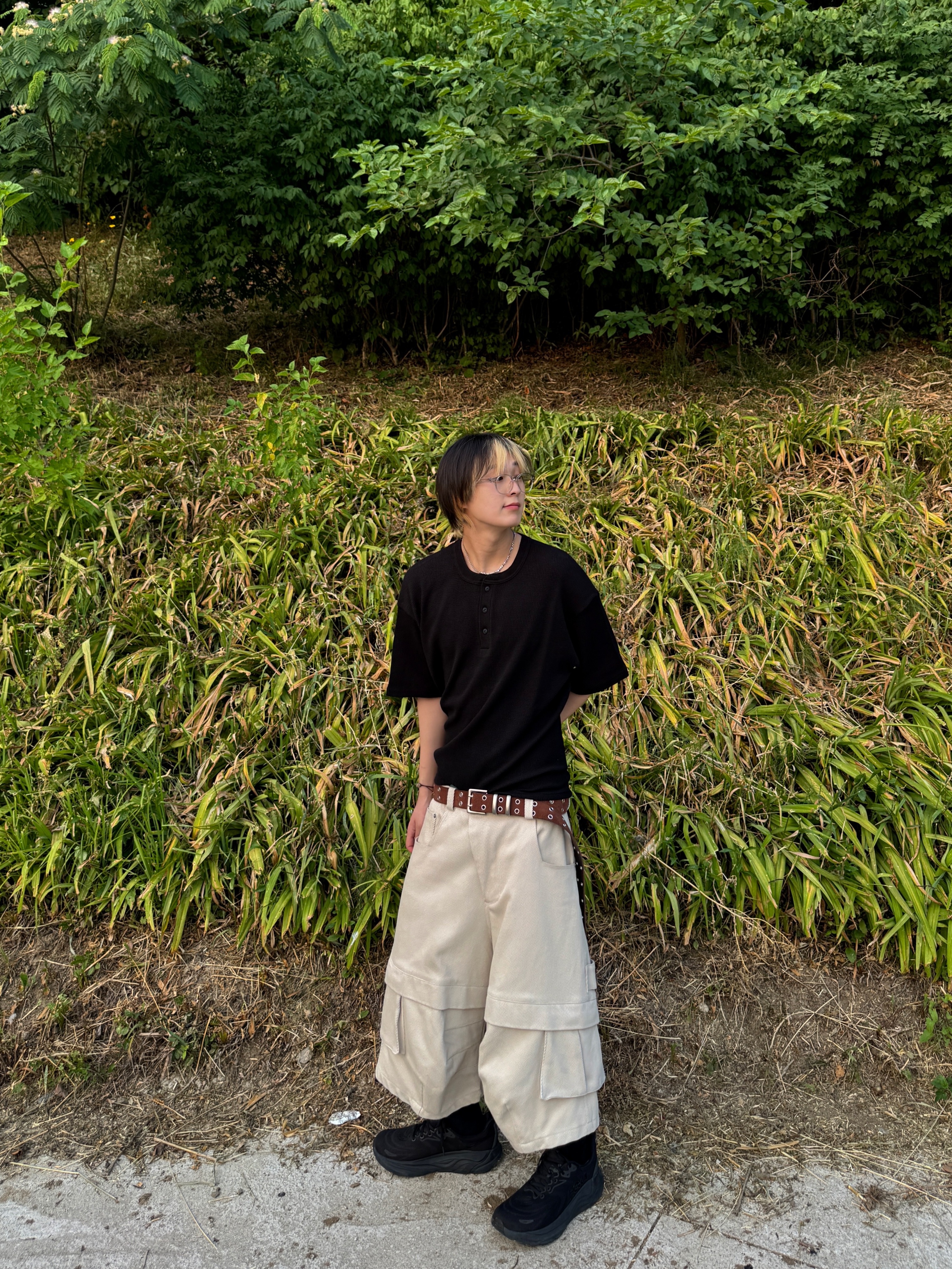 Kamien Kangaroo Bermuda Pants Light Beige 착용 스타일 - 4