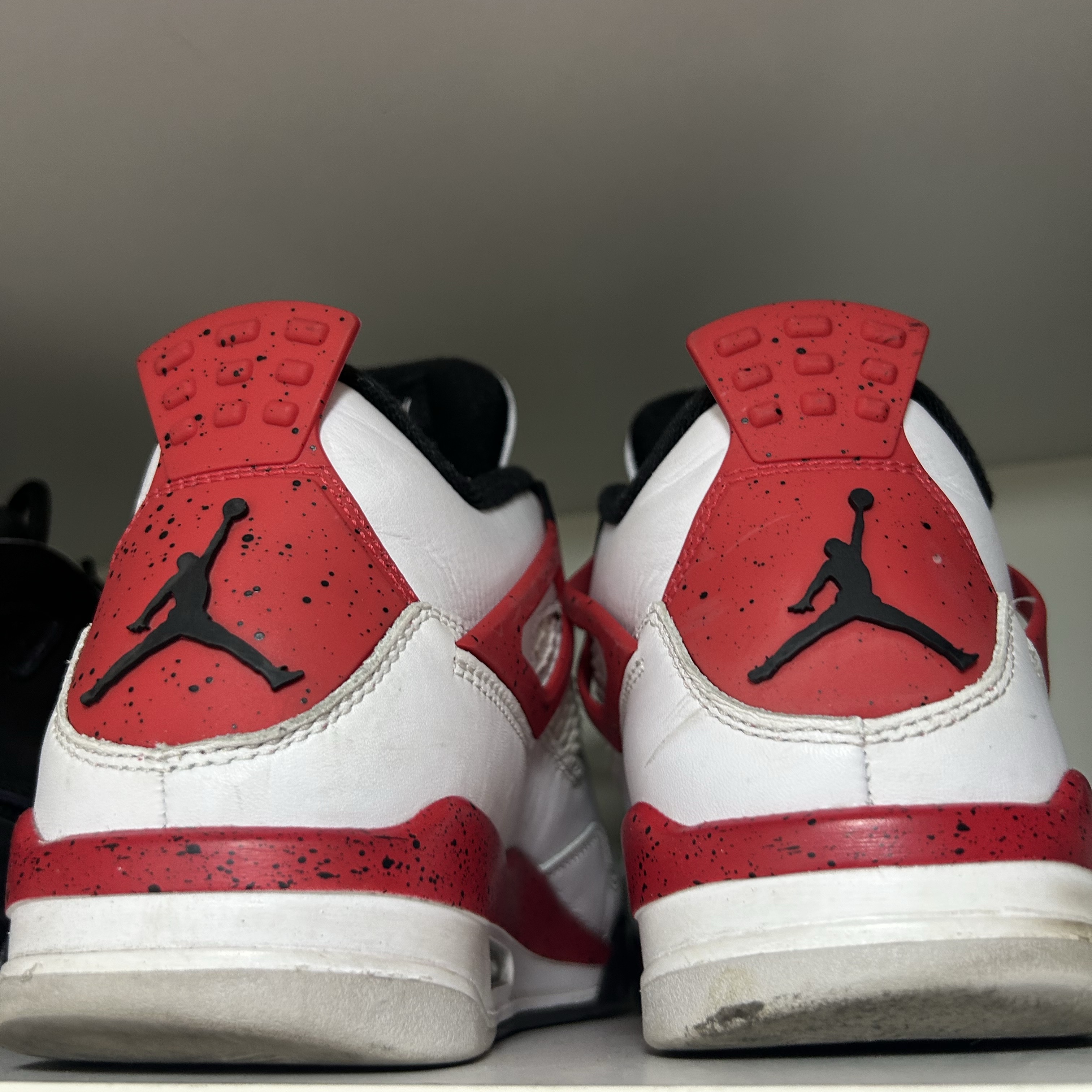 Jordan 4 Retro Red Cement 착용 스타일