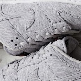 Nike x Costco Kirkland Signature SB Dunk Low Pro QS Grey Fog Black 착용 스타일