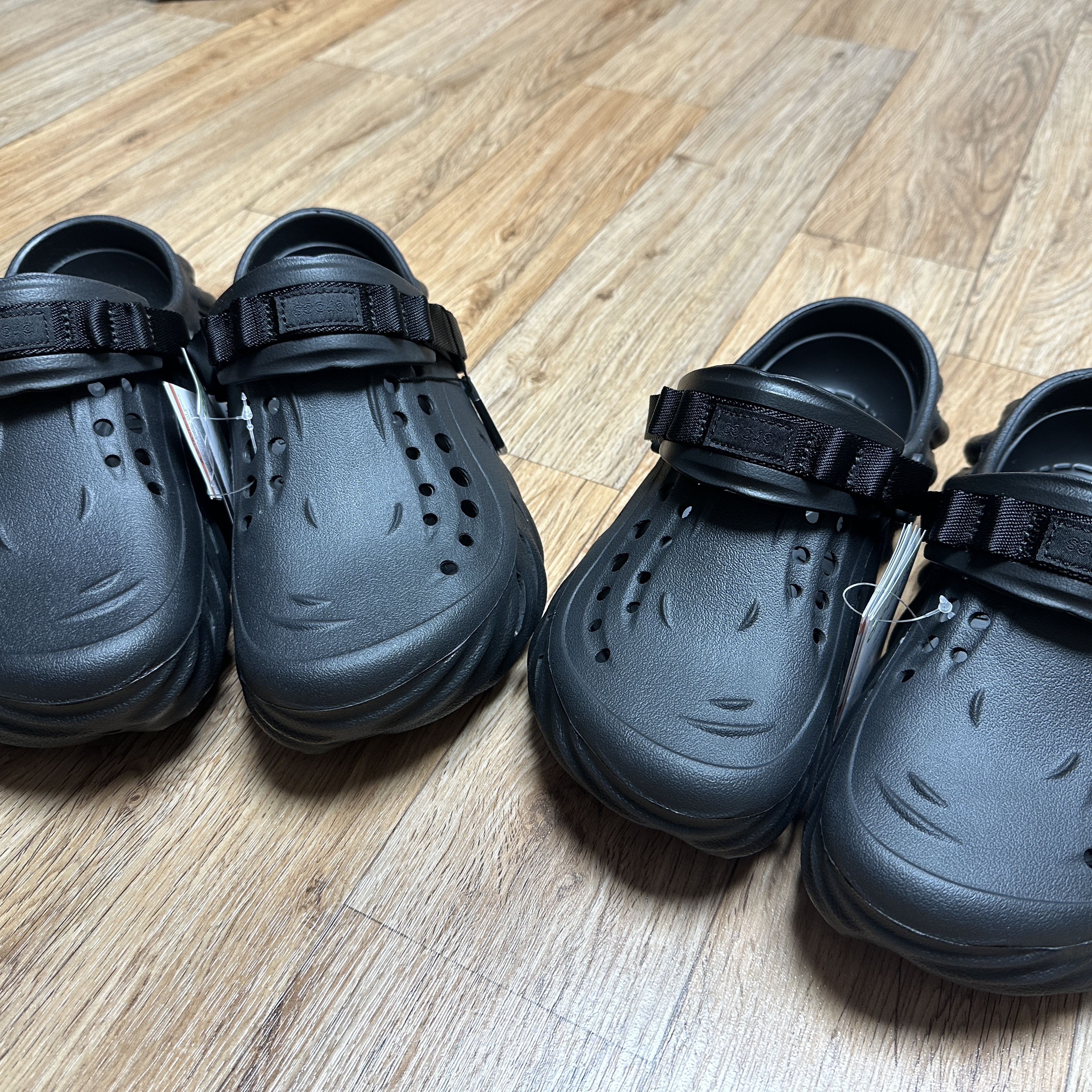Crocs Echo Clog Black 착용 스타일