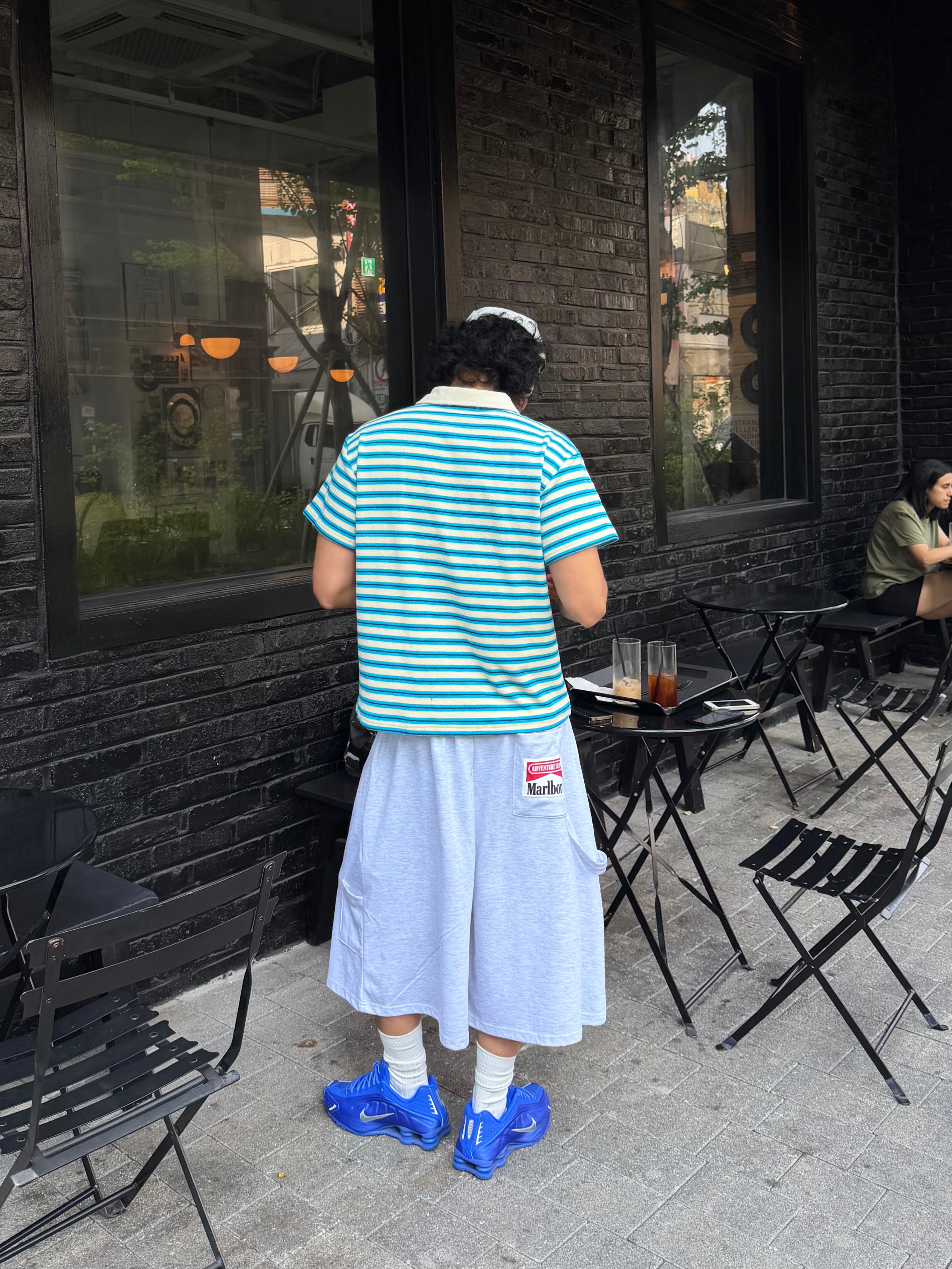 (W) Nike Shox R4 Racer Blue and Metallic Silver 착용 스타일 - 3