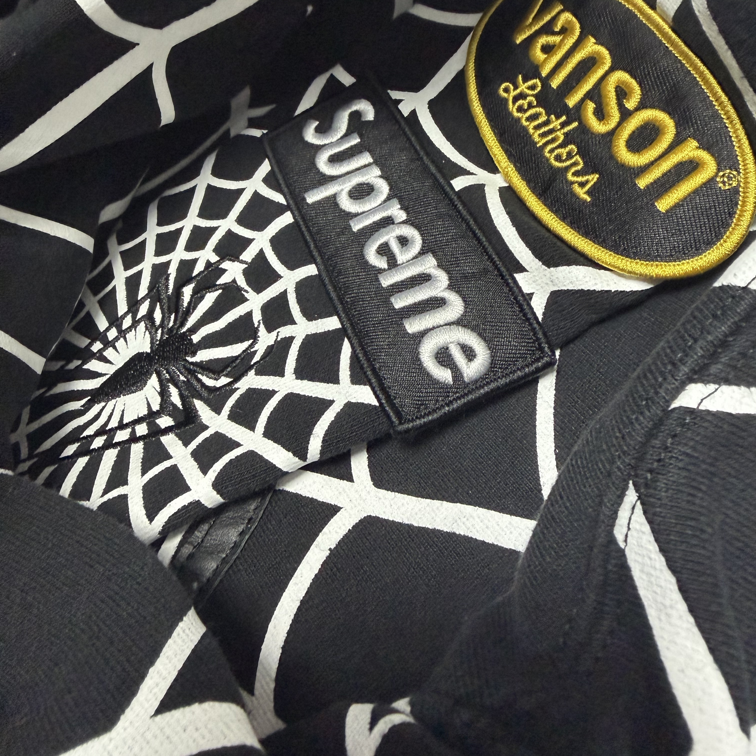 Supreme x Vanson Leathers Spider-Man Zip Up Hooded Sweatshirt Black - 26SS 착용 스타일