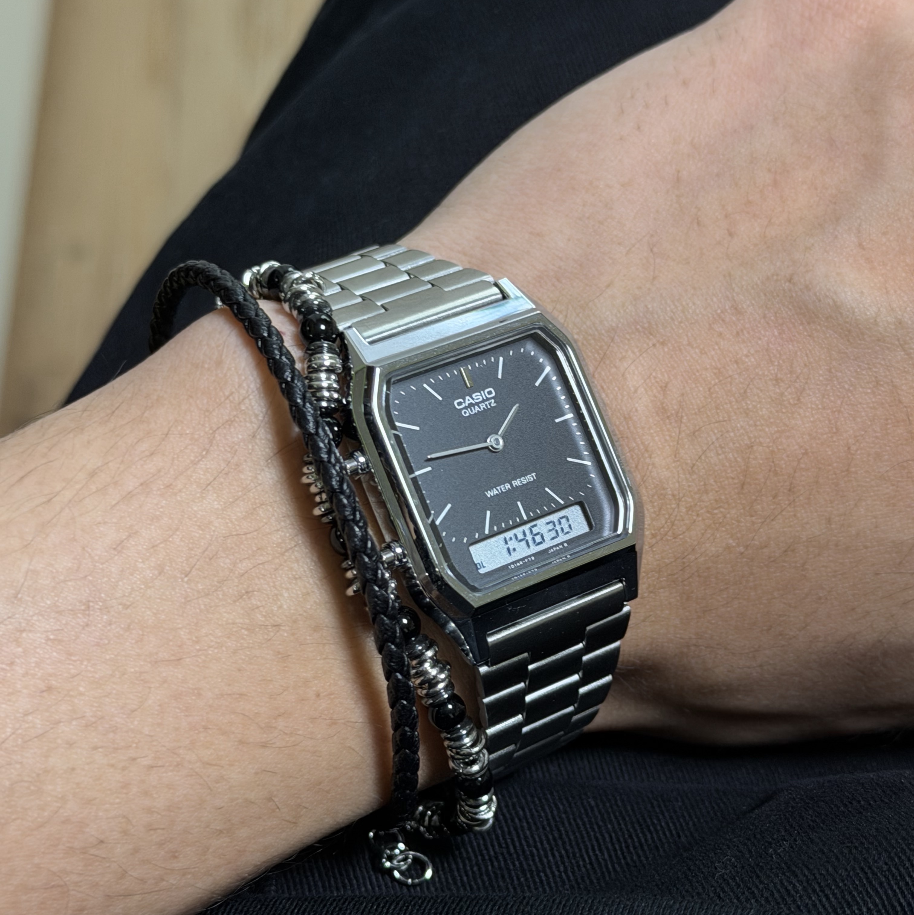 Casio AQ-230A-1DMQ 착용 스타일