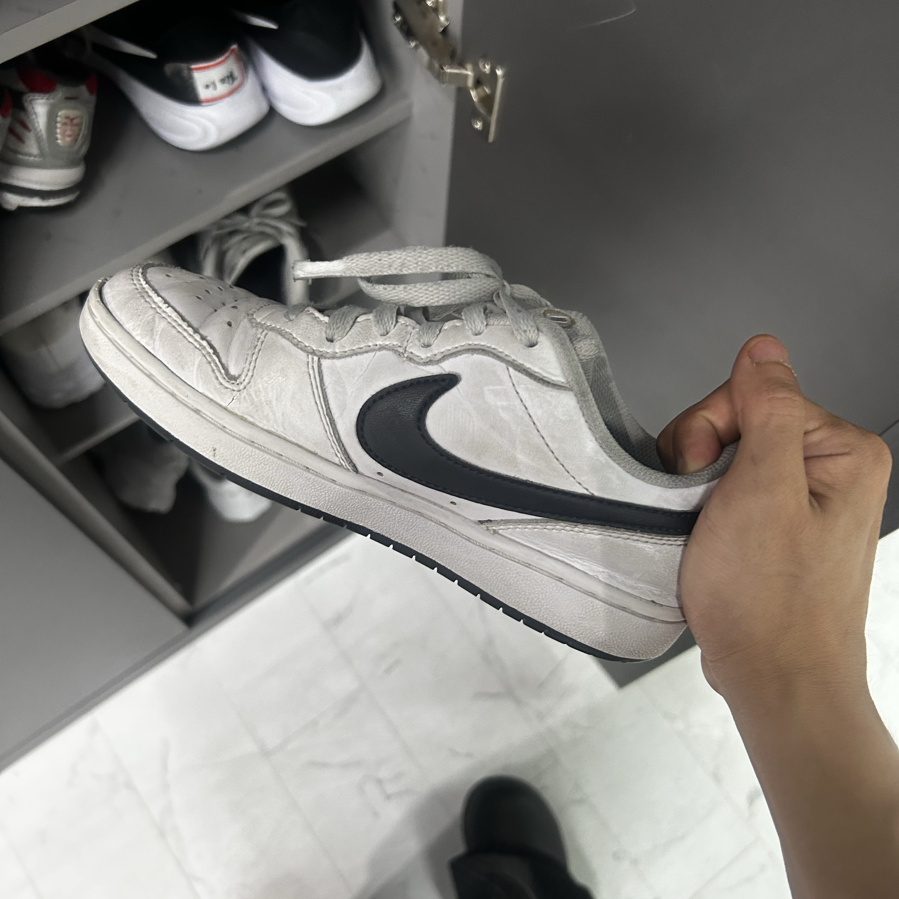 (GS) Nike Court Borough Low Recraft White Black 착용 스타일