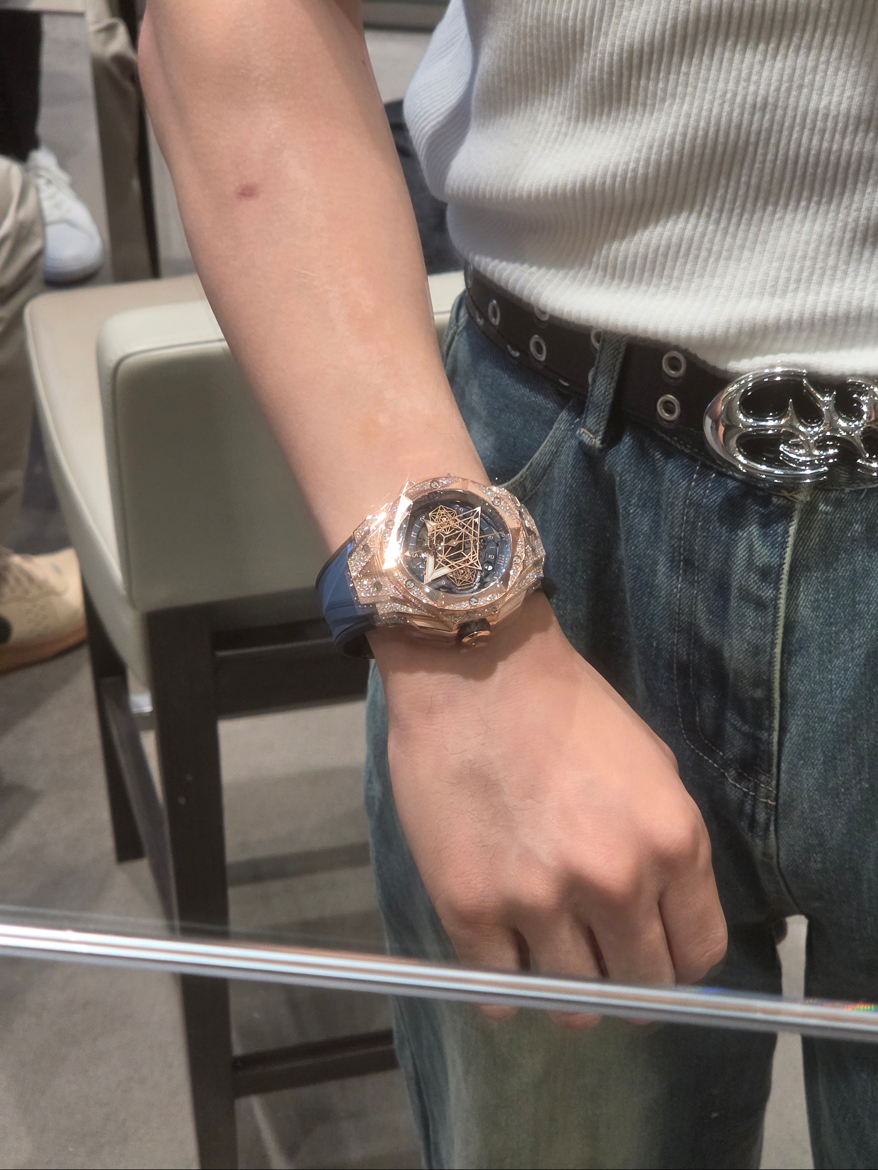 Hansroom Chrome Hearts One Ball Tiny Cross Charm, Hansroom Chrome Hearts Cross Ball 3 Btn 2 Snap Leather Bracelet 착용 스타일 - 3