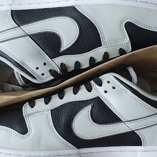 Nike Dunk Low Retro Premium Dark Smoke Grey White 착용 스타일