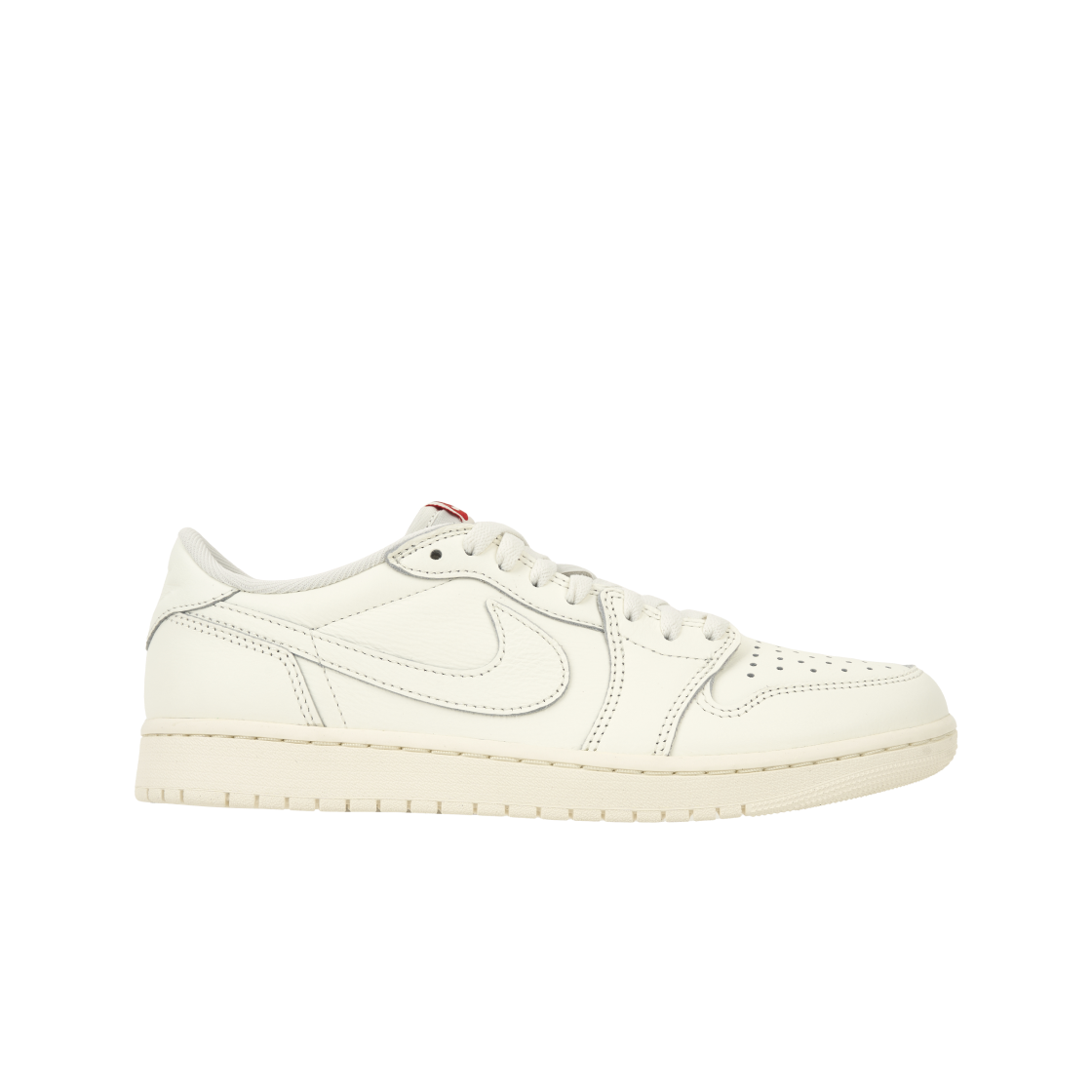 조던 1 레트로 로우 OG 세일 앤 유니버시티 레드(Jordan 1 Retro Low OG Sail and University Red)
