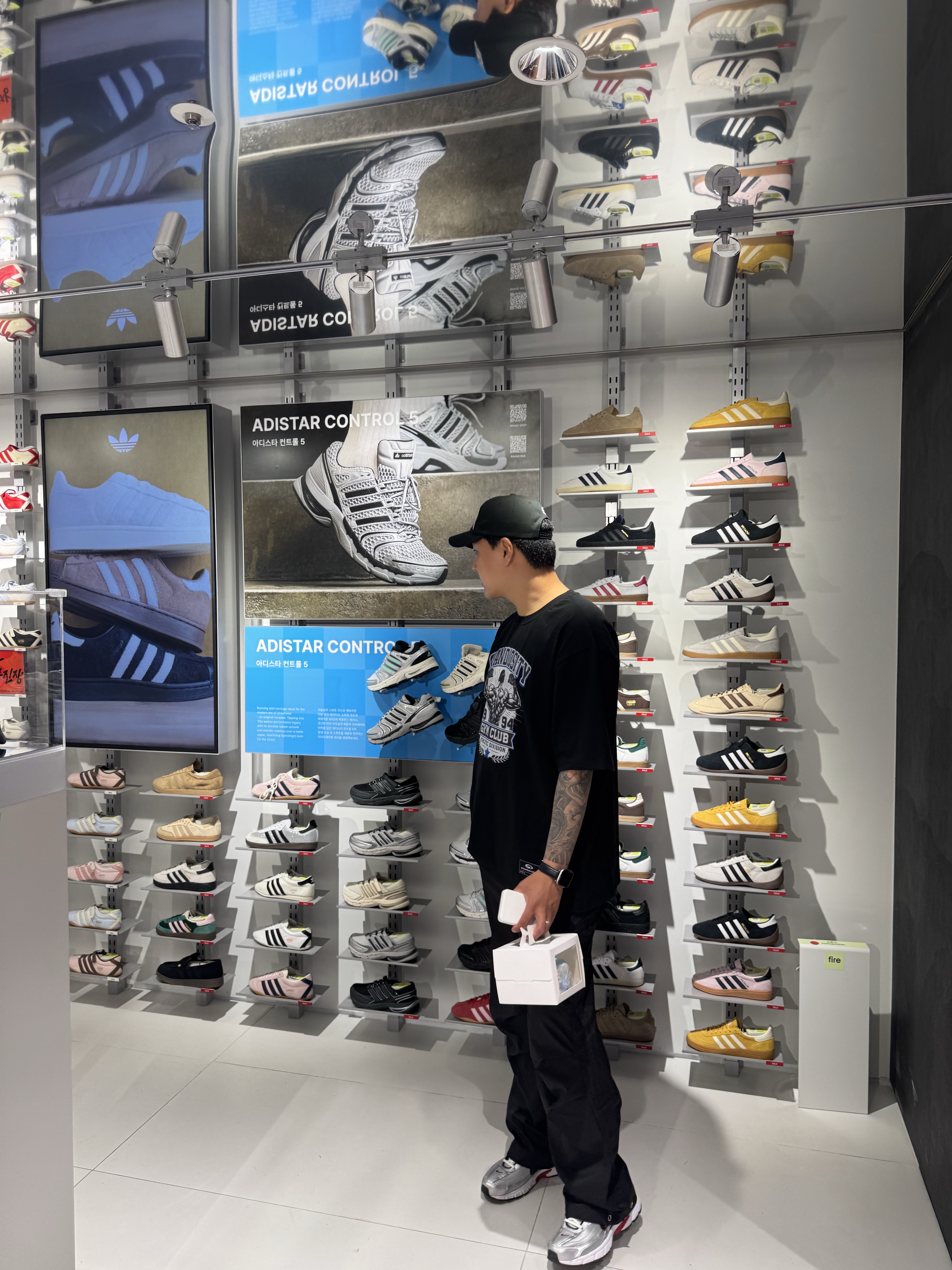 Nike Initiator Metallic Silver Black, Supreme Felt Arc 6-Panel Black - 24FW 착용 스타일 - 9