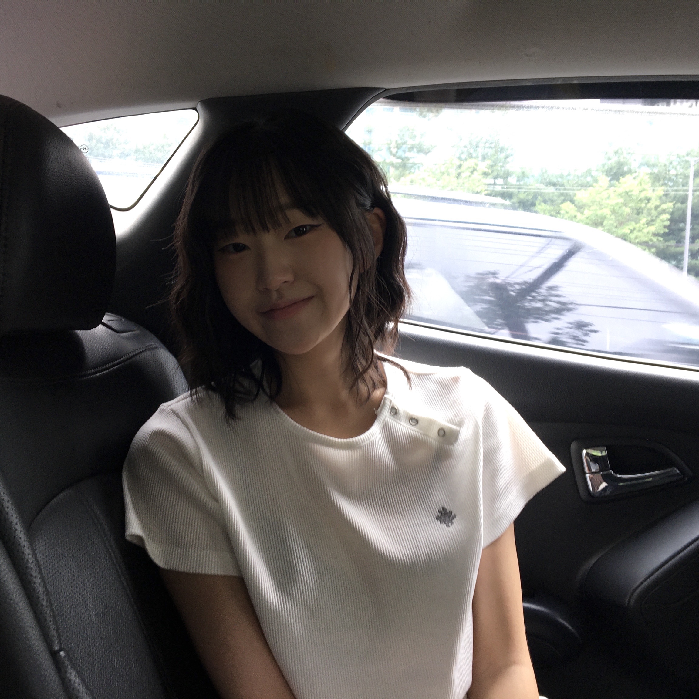 SLOW RECORD HOUSE Henley Neck Eyelet T-Shirt White 착용 스타일 - 2