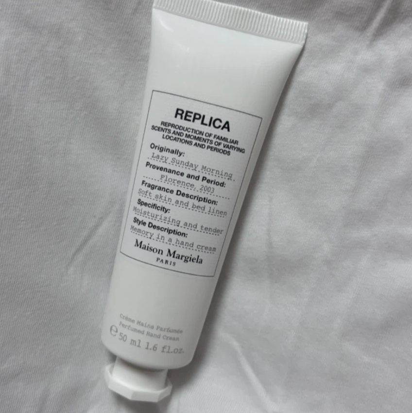 Maison Margiela Replica Lazy Sunday Morning Hand Cream 50ml 착용 스타일