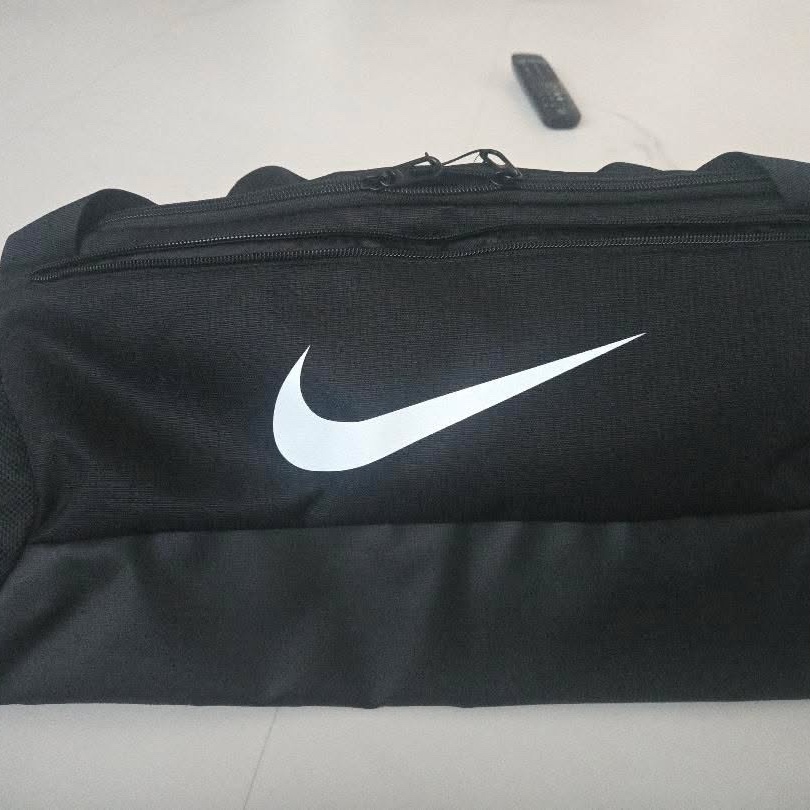 Nike Brasilia 9.5 Training Duffle Bag Small 41L Black 착용 스타일