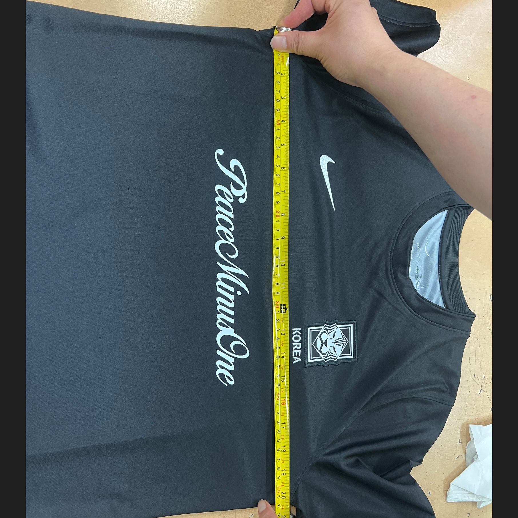 Nike x Peaceminusone Korea Academy Pro Short-Sleeve Football Top Black White 착용 스타일 - 1