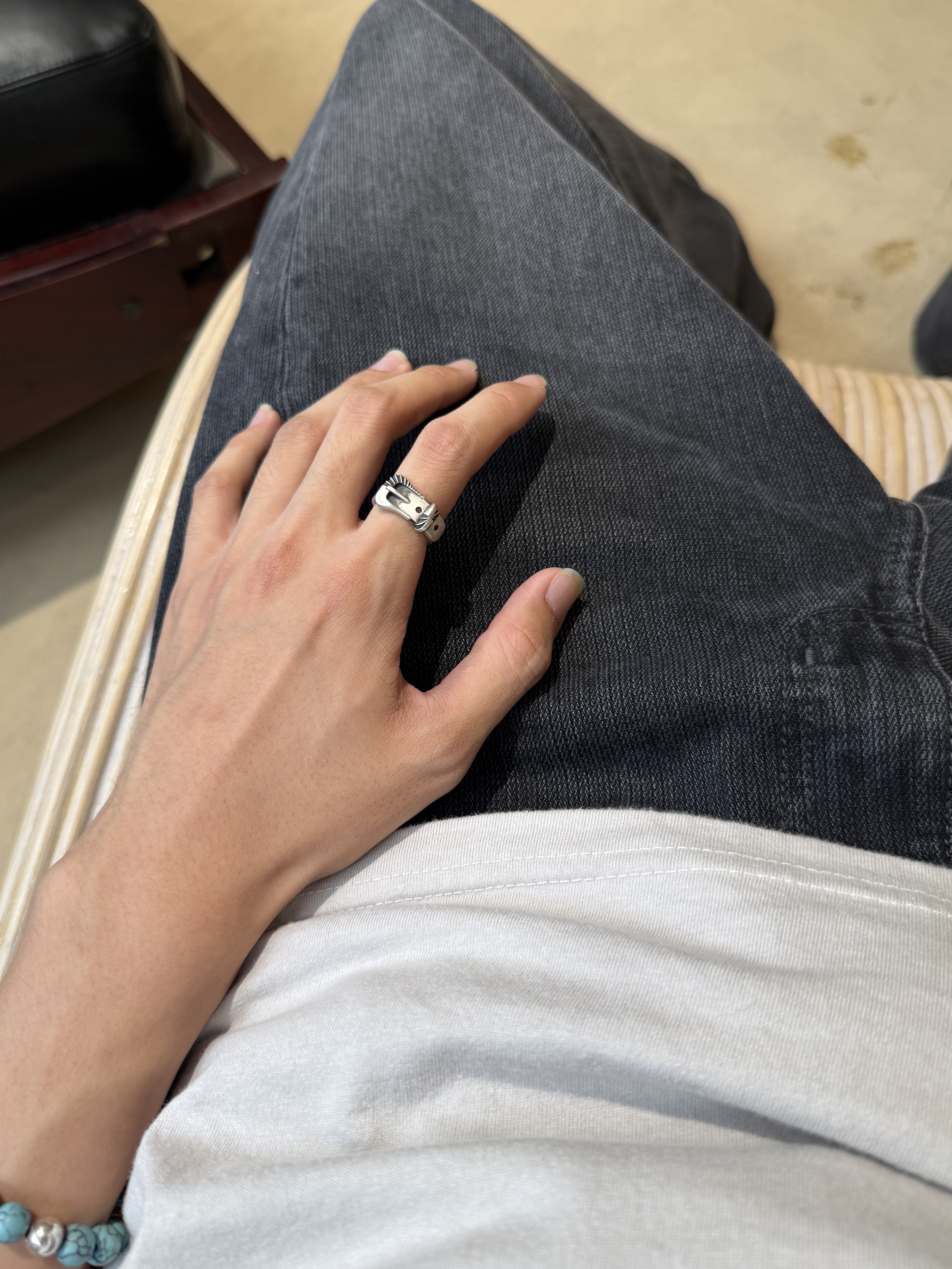ERIIST Margarett Belt Ring S size 착용 스타일 - 2