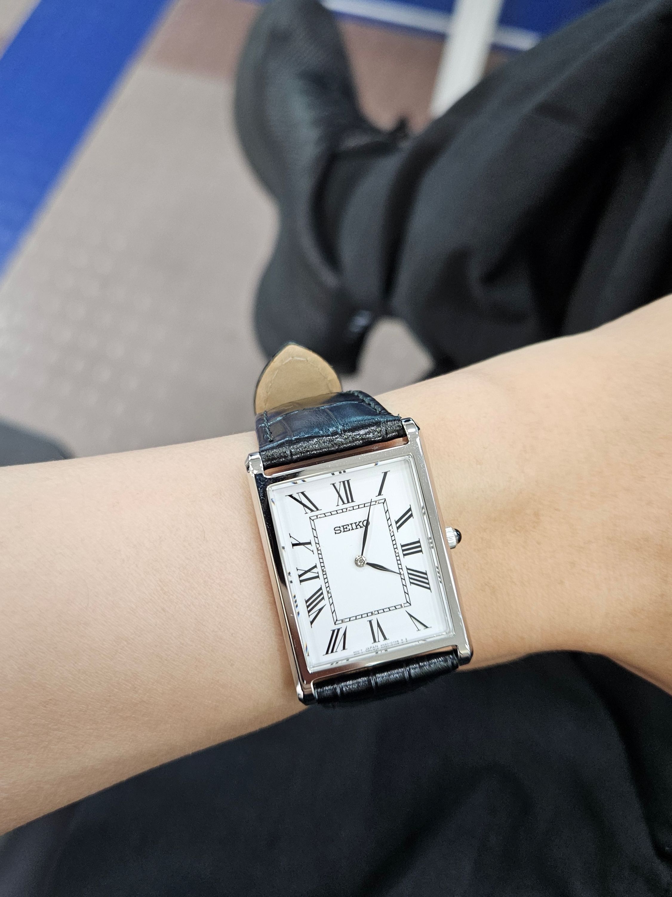 Seiko SWR103 27.2mm Black White 착용 스타일