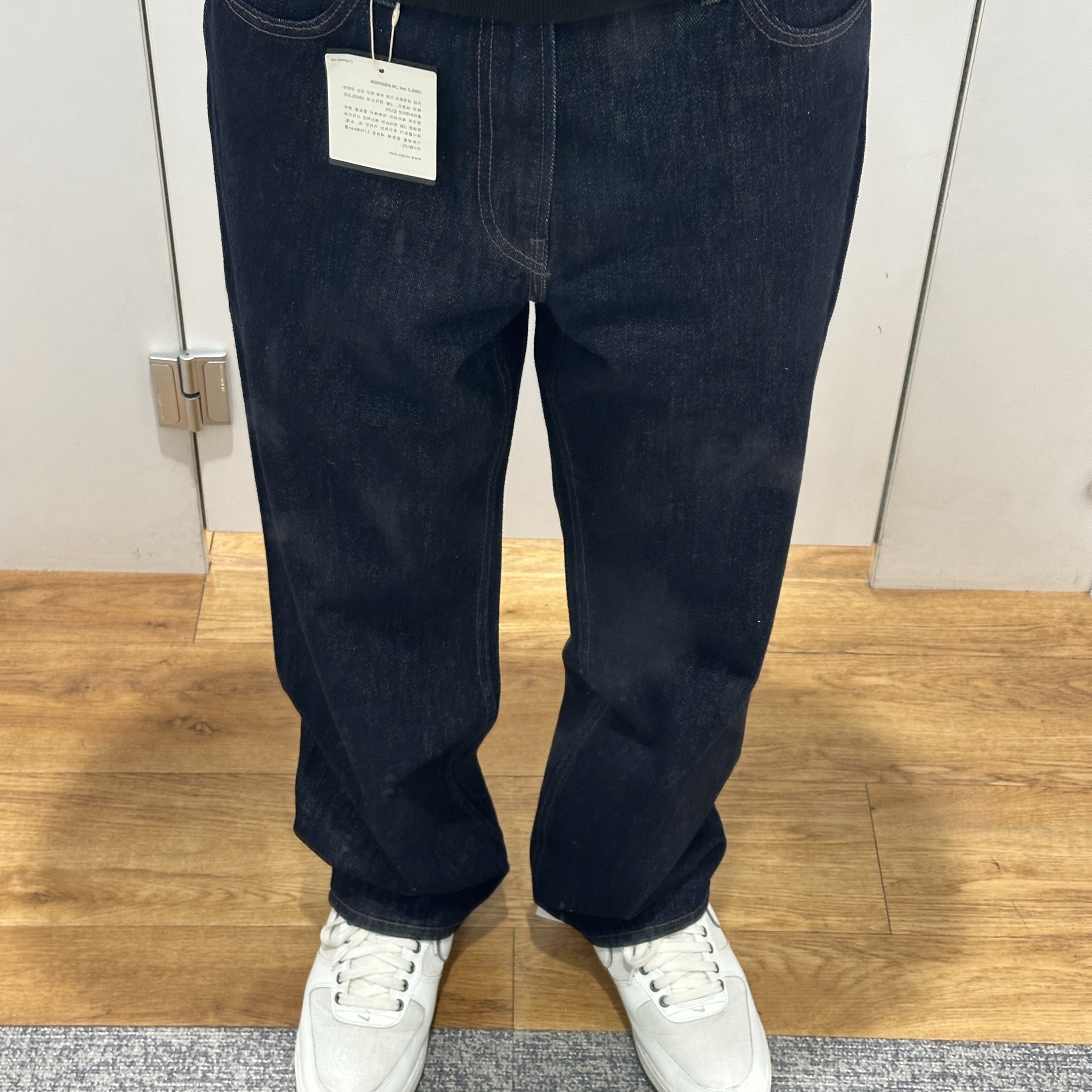 Uniqlo x JW Anderson Straight Jean Blue - KR, Nike x Drake Nocta Sunset Puffer Jacket Baroque Brown Olive Grey - Asia 착용 스타일 - 2