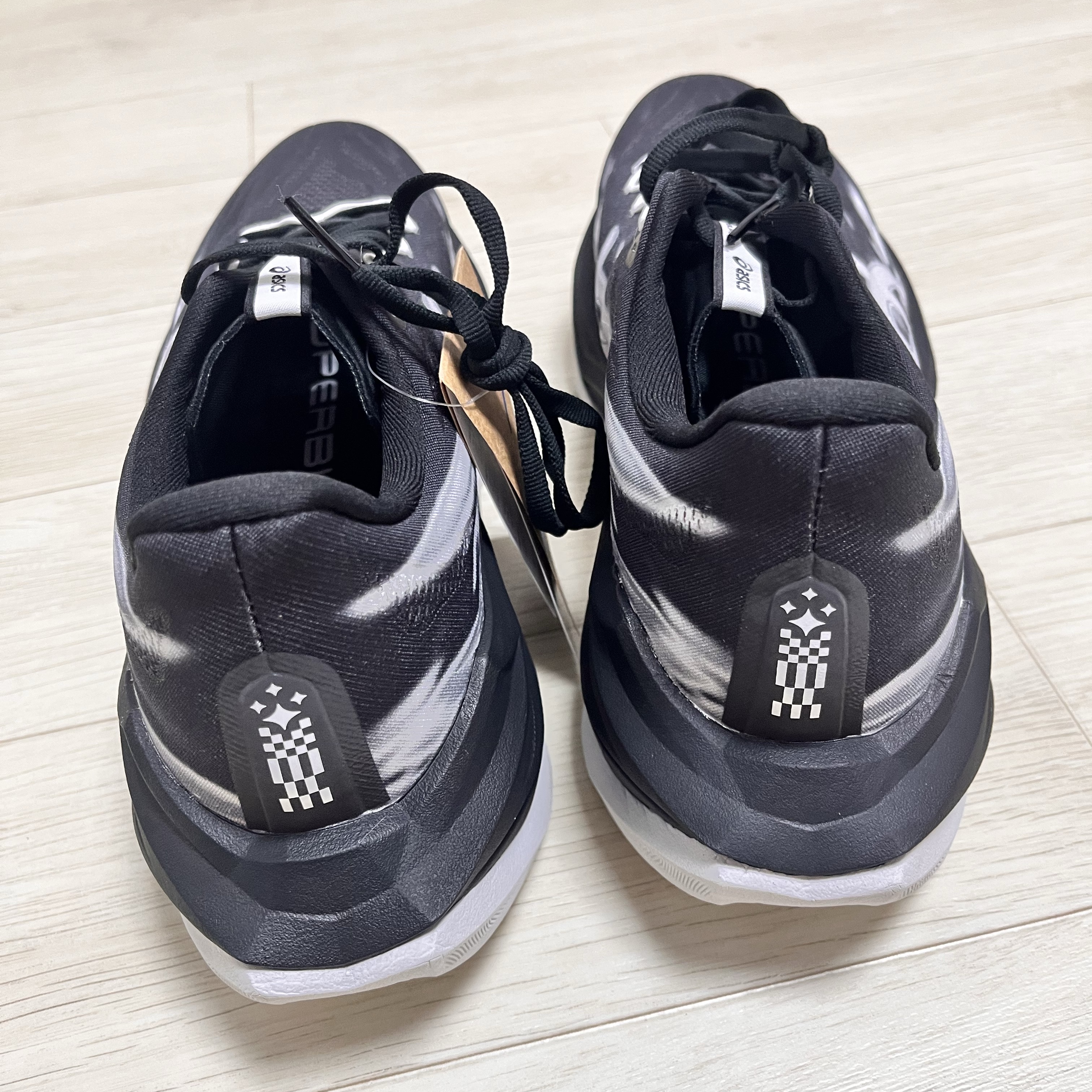 Asics Superblast 3 Black 착용 스타일 - 2