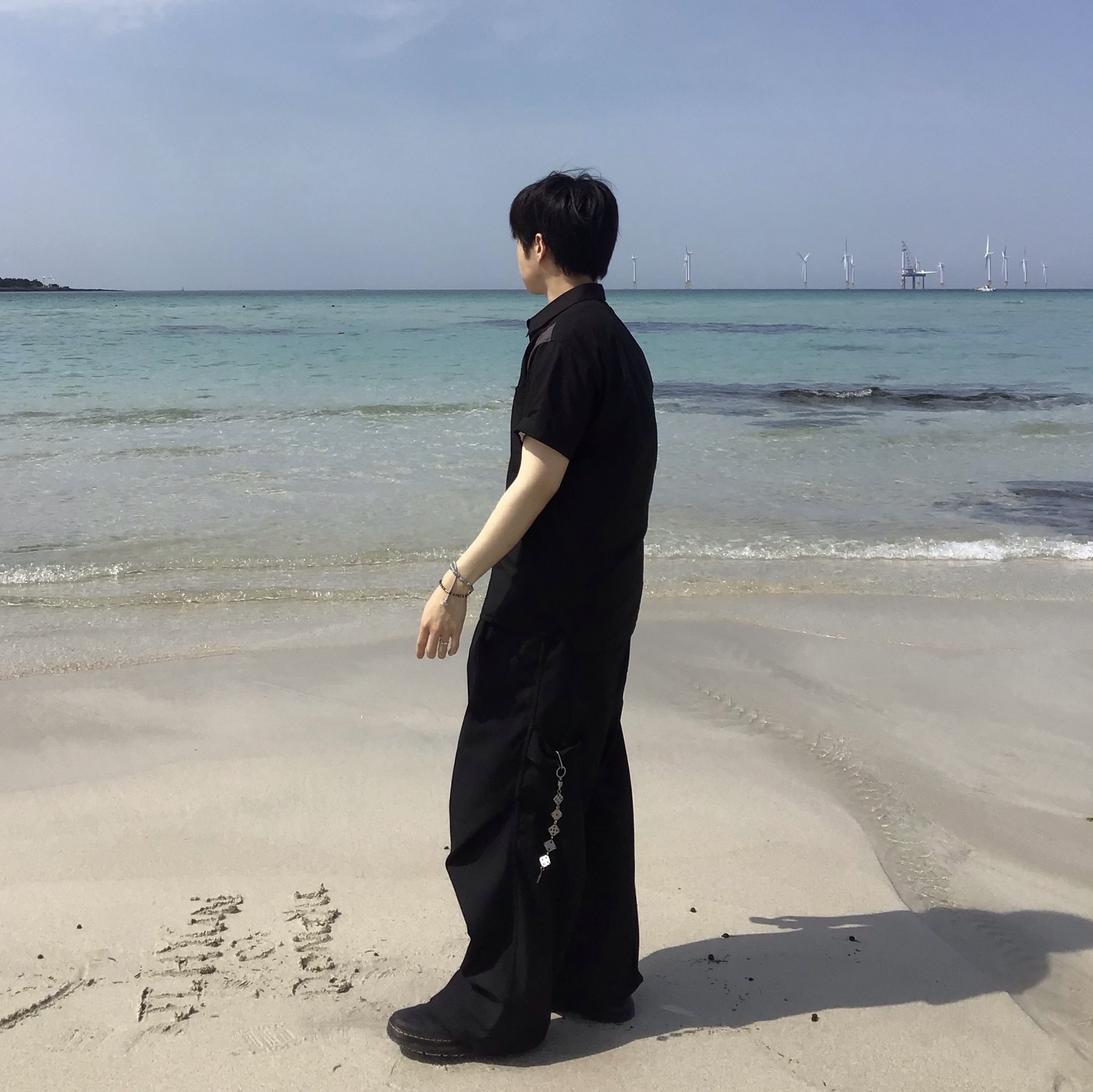 Sansan Gear Block Shirt Black 착용 스타일