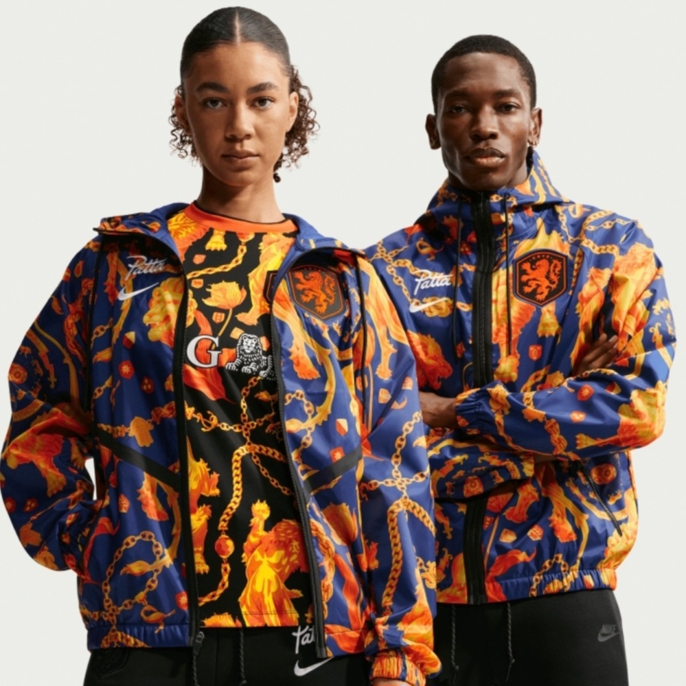 Nike x Patta Netherlands Anthem Jacket Deep Royal Blue White (IH1617-455) 착용 스타일