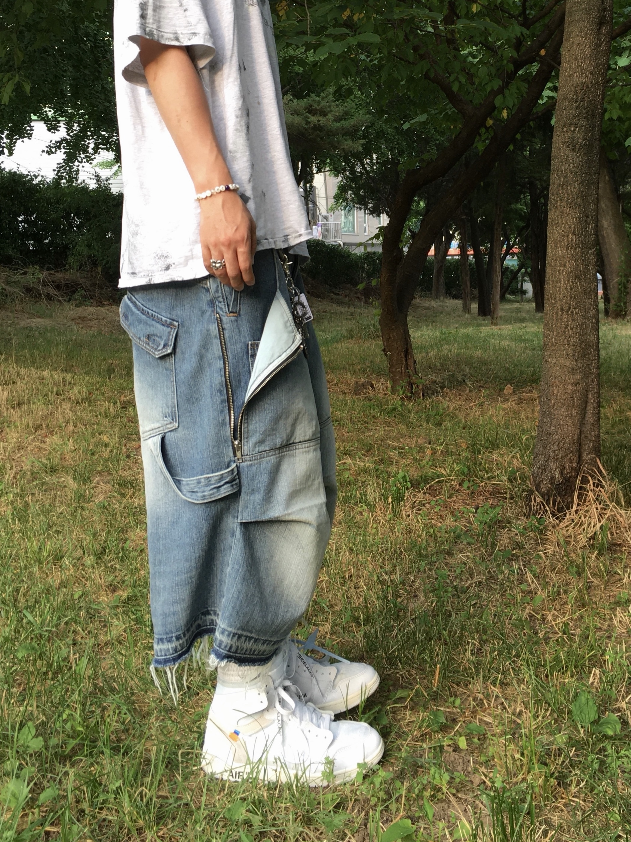 Kamien x Koin Seoul K Logo Ball Cap Blue Denim, Kamien Ground Bermuda Denim Pants Blue 착용 스타일 - 2