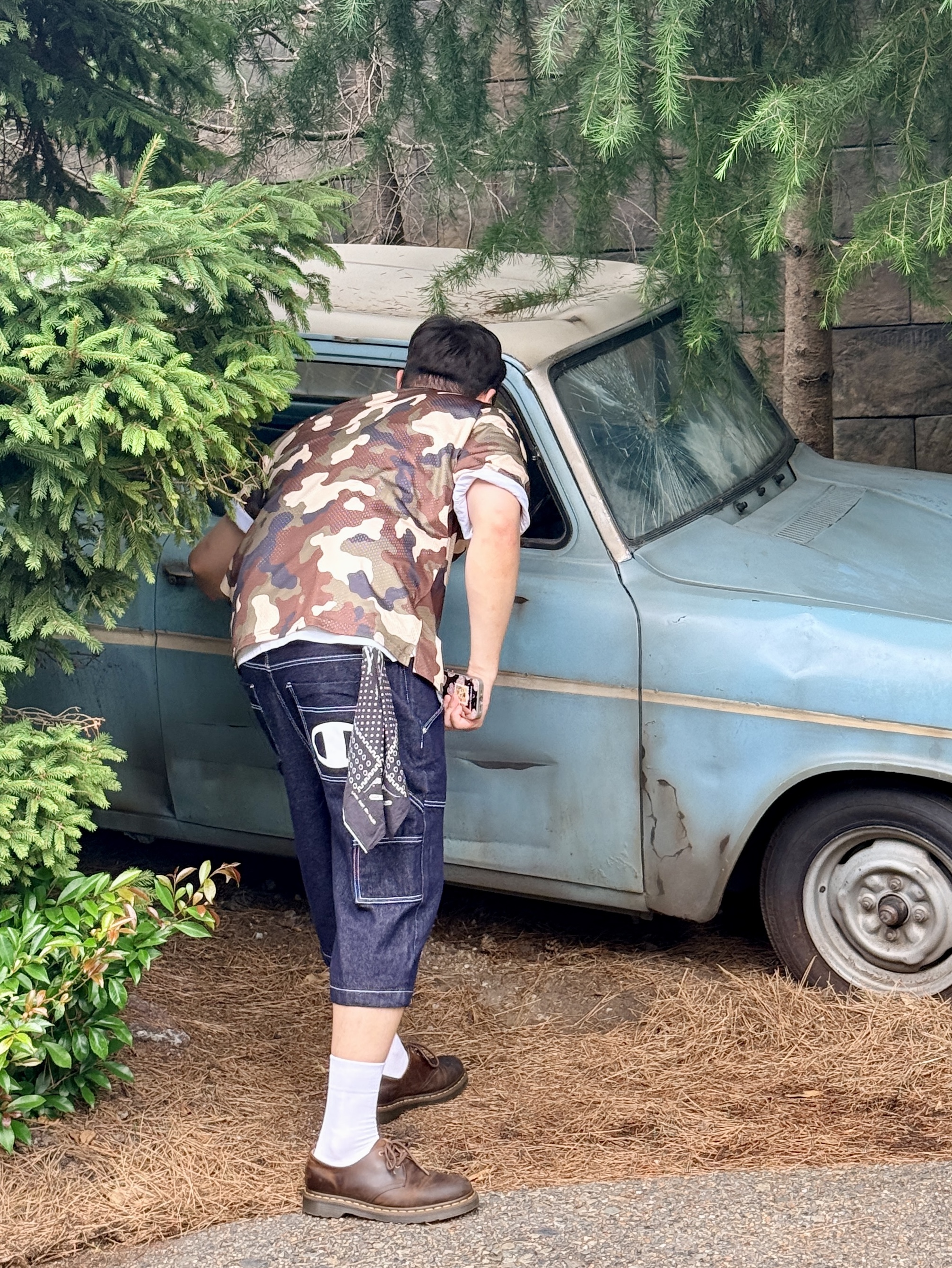 WKNDRS x Champion Denim Shorts Dark BLUE, WKNDRS x Champion Mesh Jersey Camo 착용 스타일 - 1